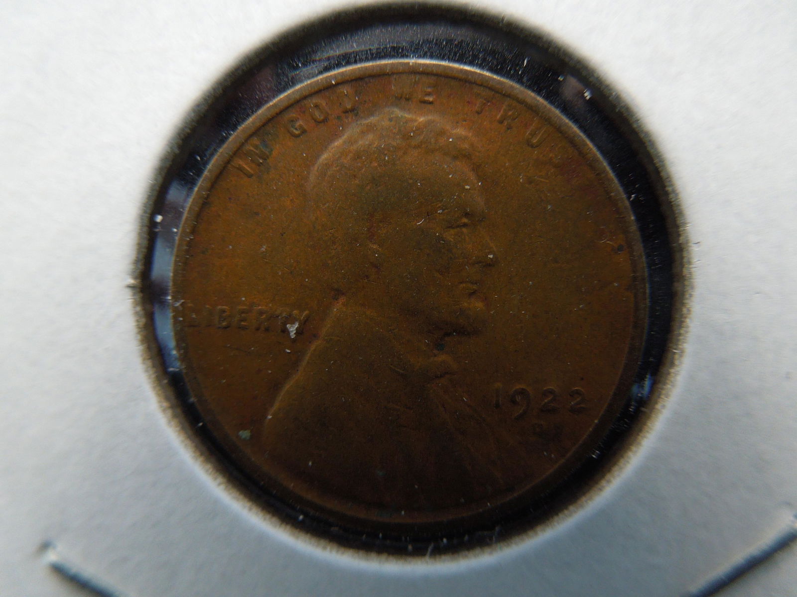 1922-D Lincoln Cent. Semi-Key.  Very Fine. (1 of 3)