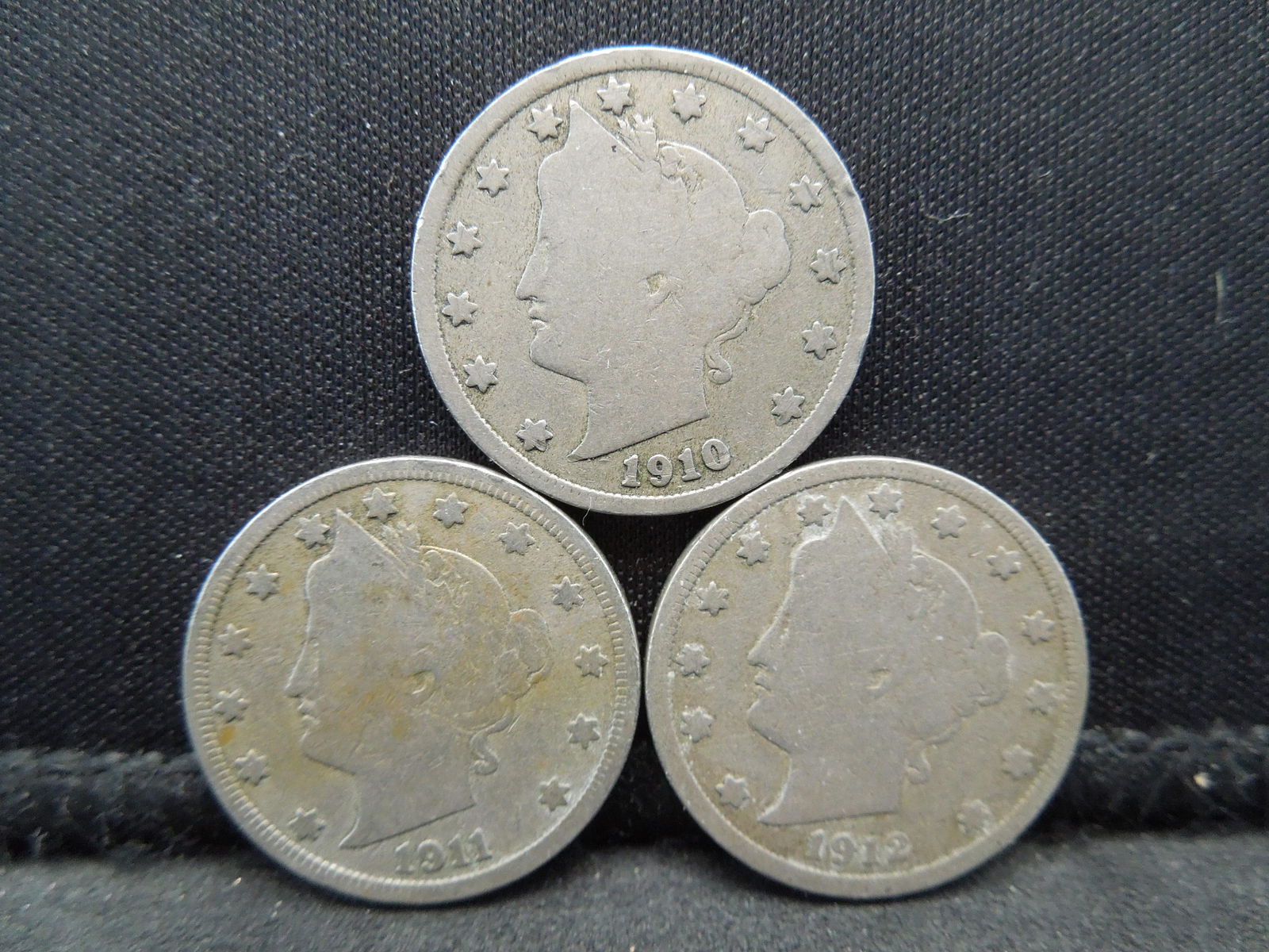 1910 1911 1912 V-Nickels. (1 of 2)