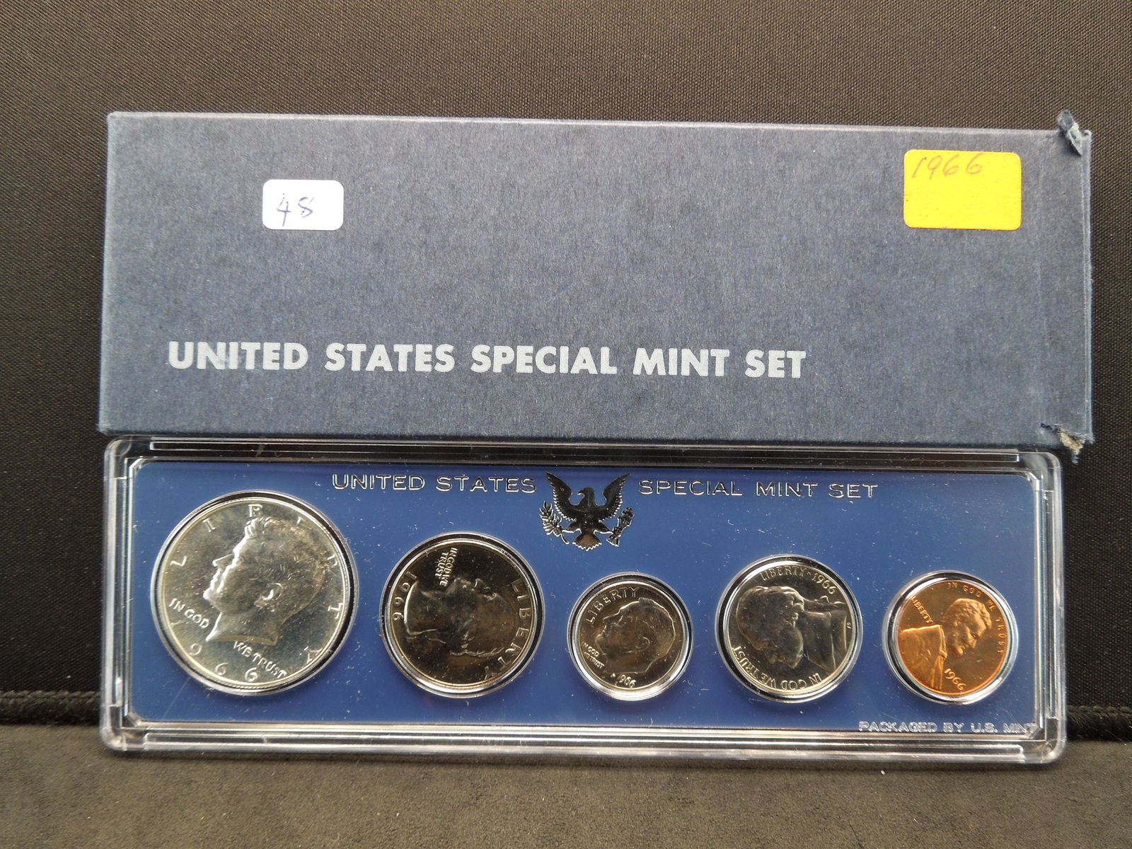 1966 US Special Mint Set in original government box. (1 of 3)