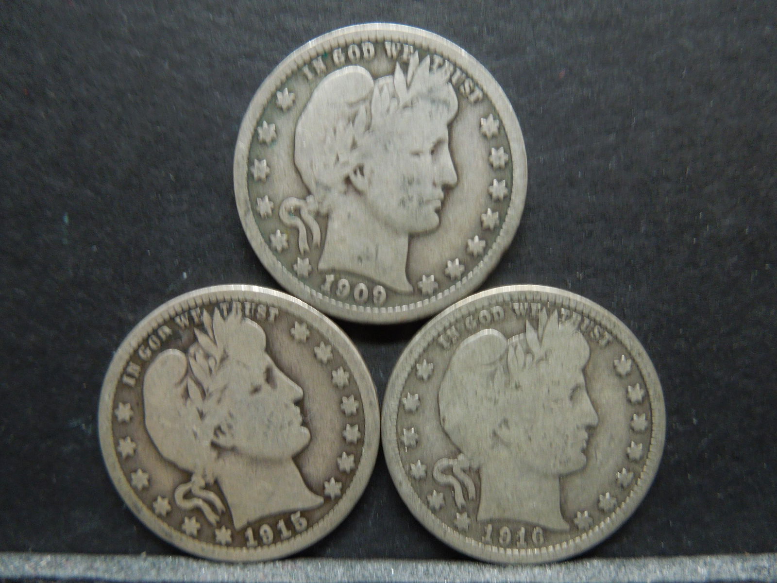 1909,15d,16 Silver Barber Quarters Ave. Circ (1 of 2)