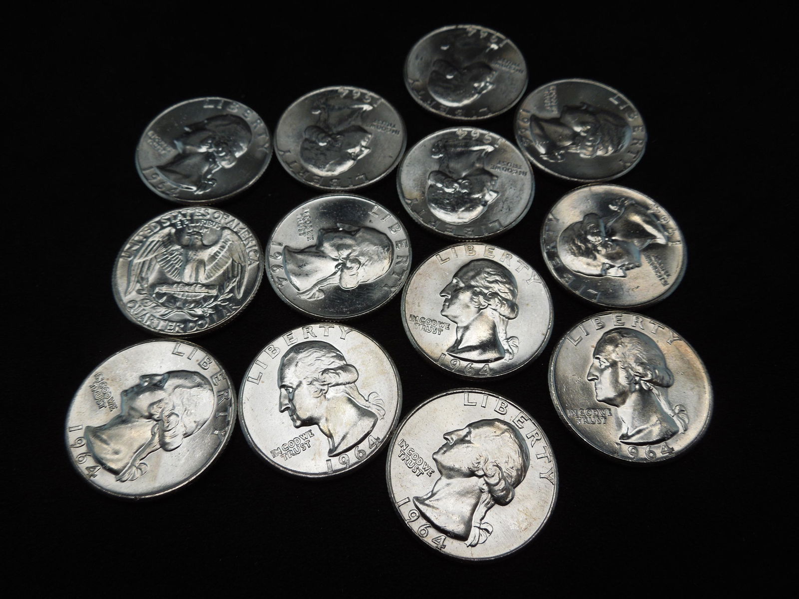 (13) Gem BU 1964 Silver Washington Quarters (1 of 2)