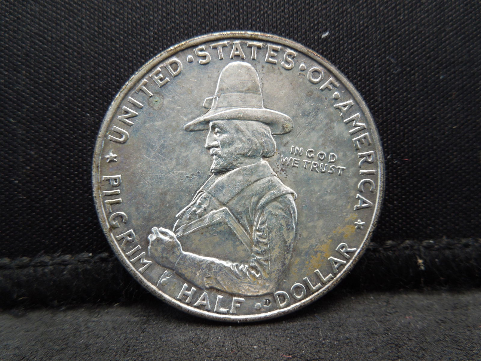 1920 Pilgrim Half Dollar Commem Low Mintage (1 of 2)