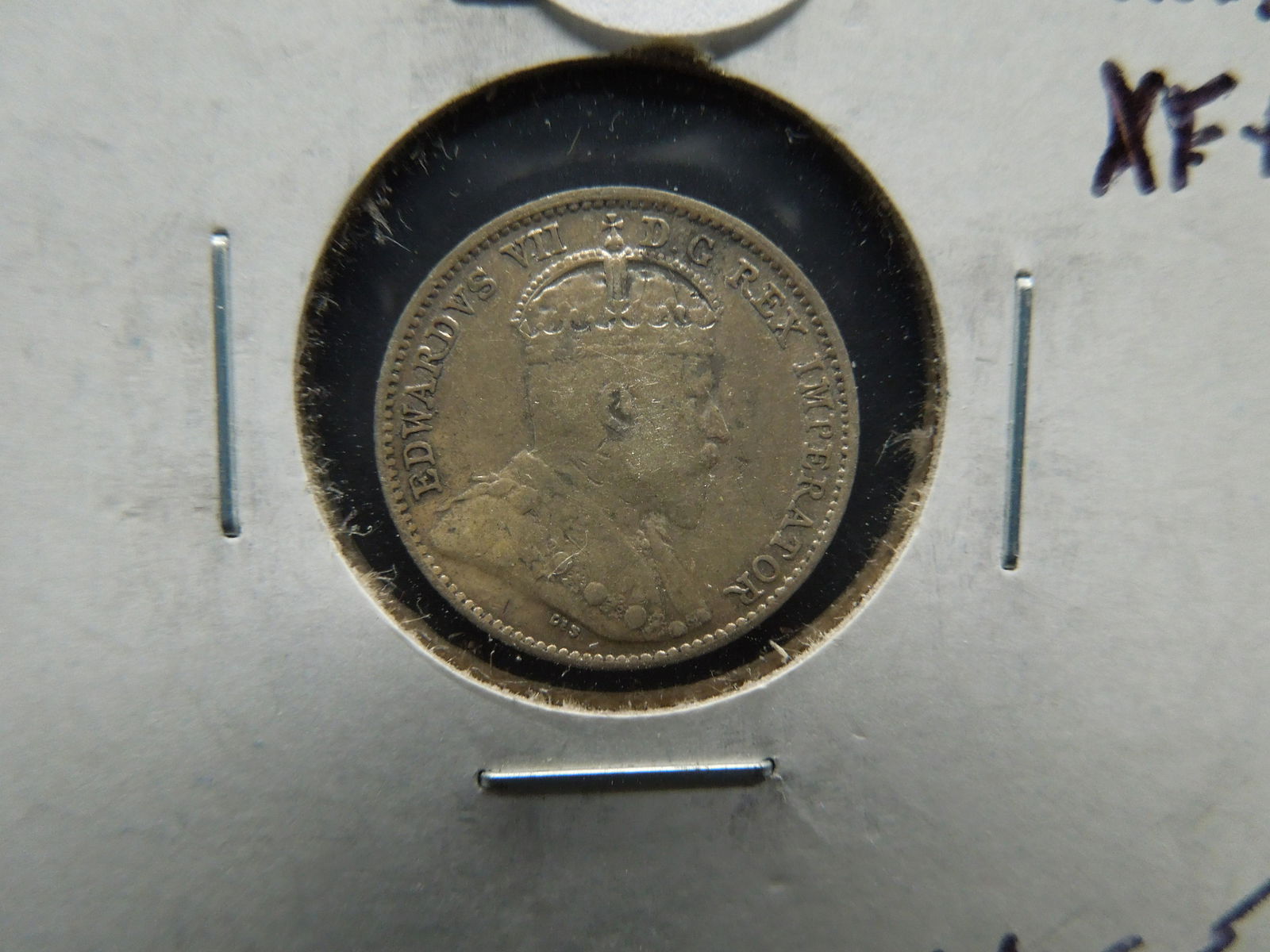 1910 Canada 5c.  XF+.  Nice. (1 of 3)