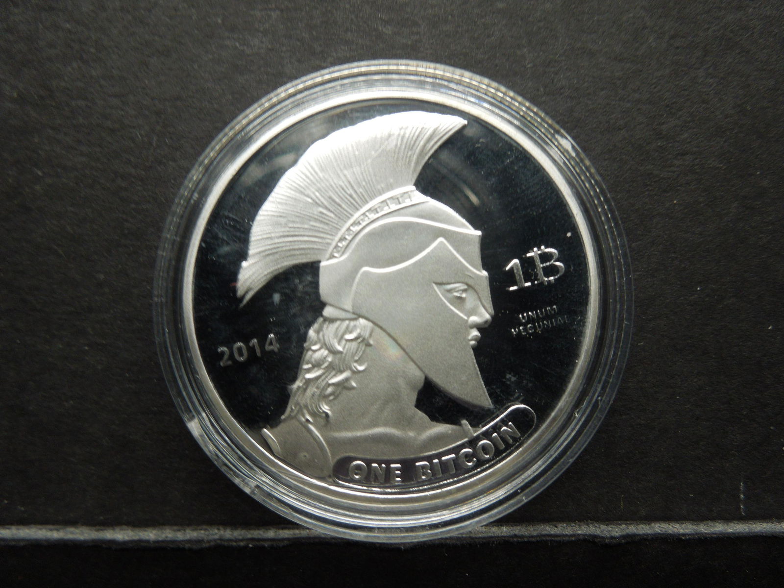 2014 One Bit Coin Titan Silver Plated Copper Medal (1 of 2)