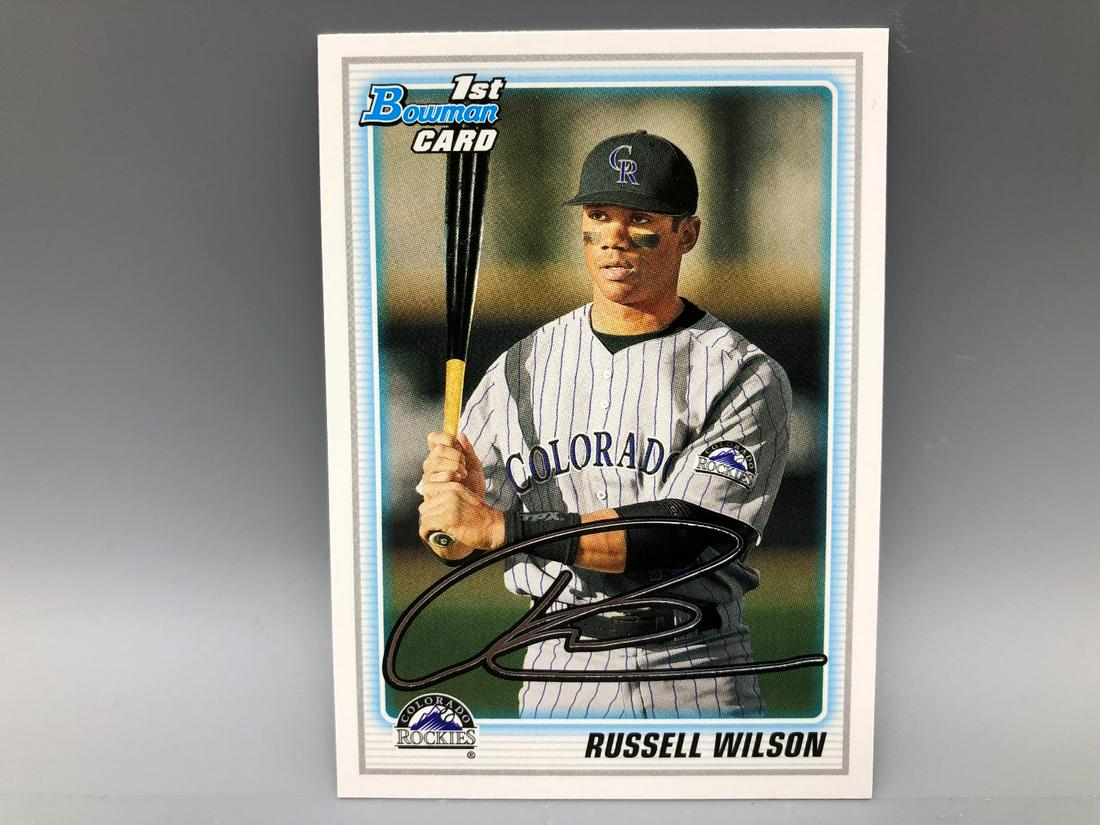 2011 Bowman Russell Wilson Baseball RC #BDPP47 -: 2011 Bowman Russell Wilson Baseball RC #BDPP47 - Pre-Dates Football Rookie Card