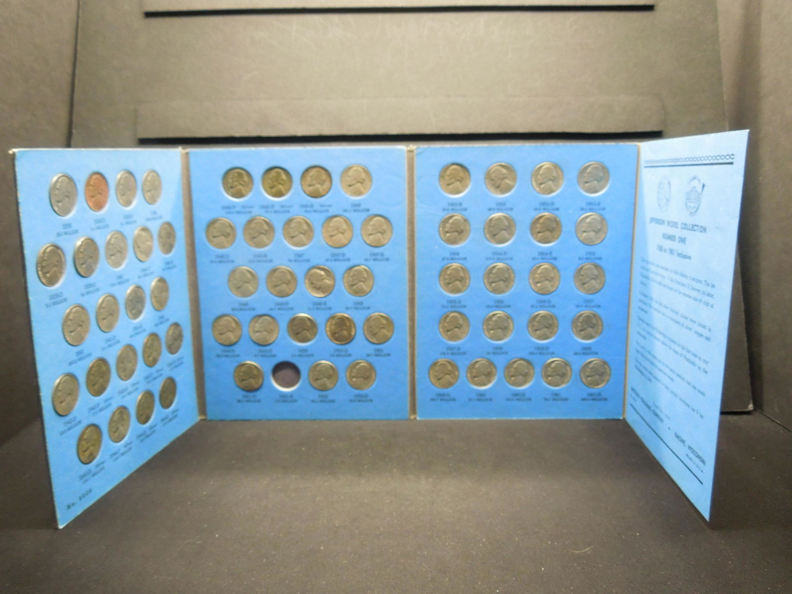 1938-1961 64-Coin Jefferson Nickel Set Housed in (1 of 7)