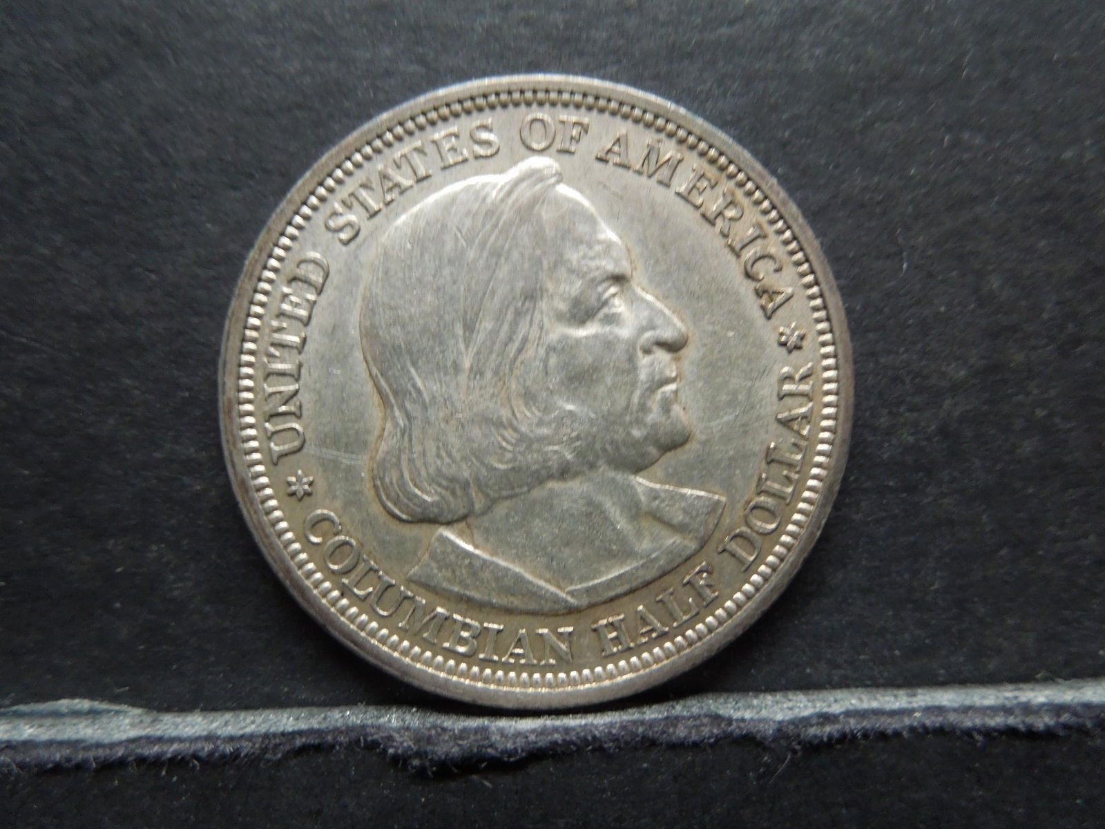 1893 Columbian Exposition Commemorative Half Dollar. (1 of 2)