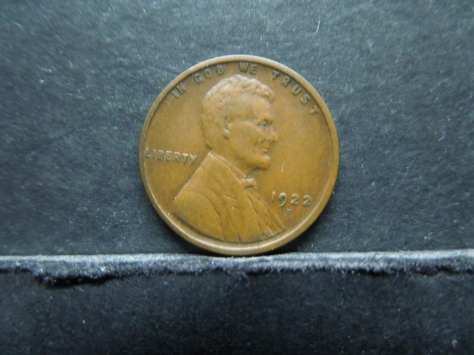 1922-D Key Date Lincoln Head Cent. (1 of 2)