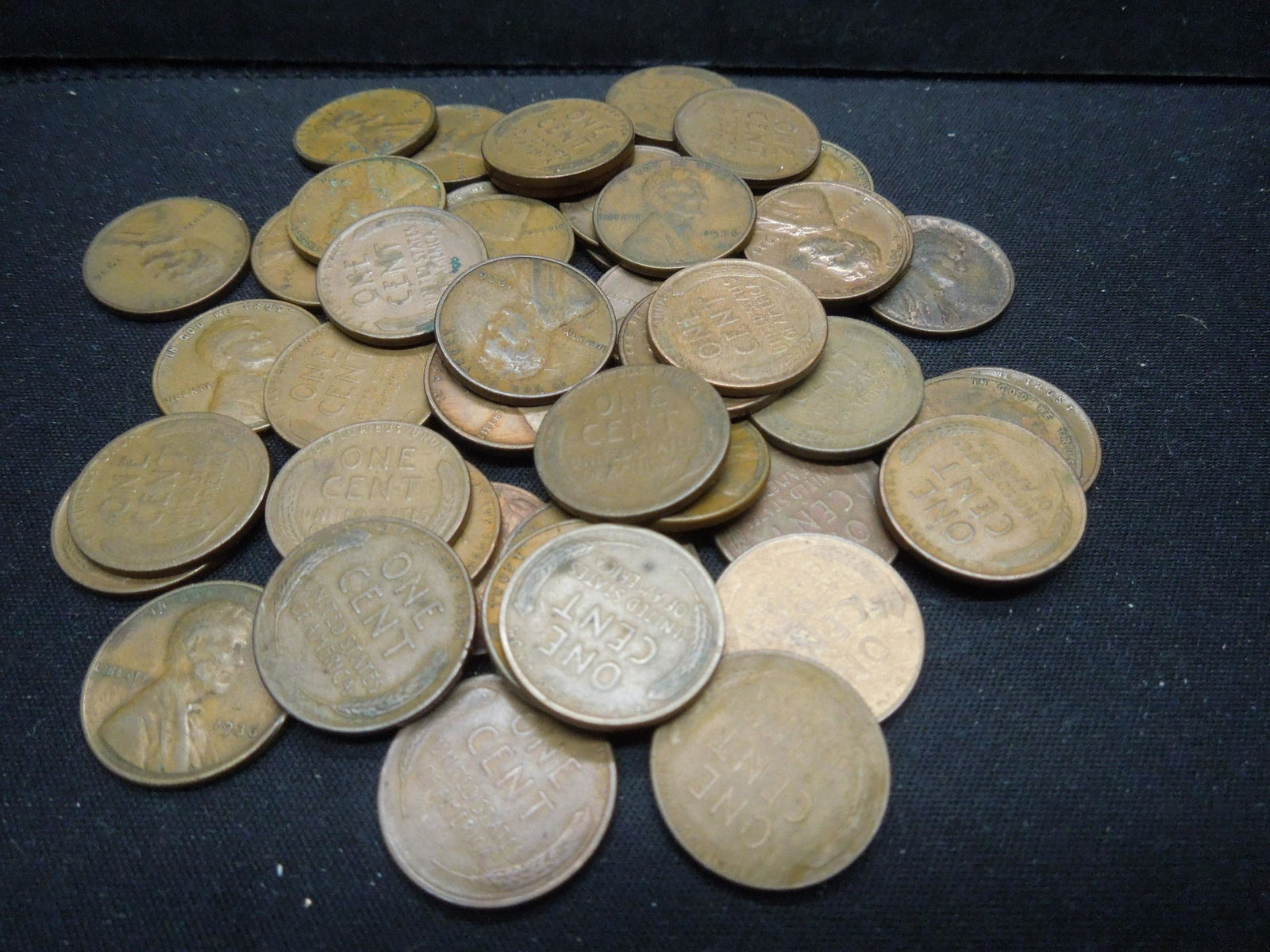 Roll of 50 1936 Lincoln Head Wheat Cents. (1 of 4)