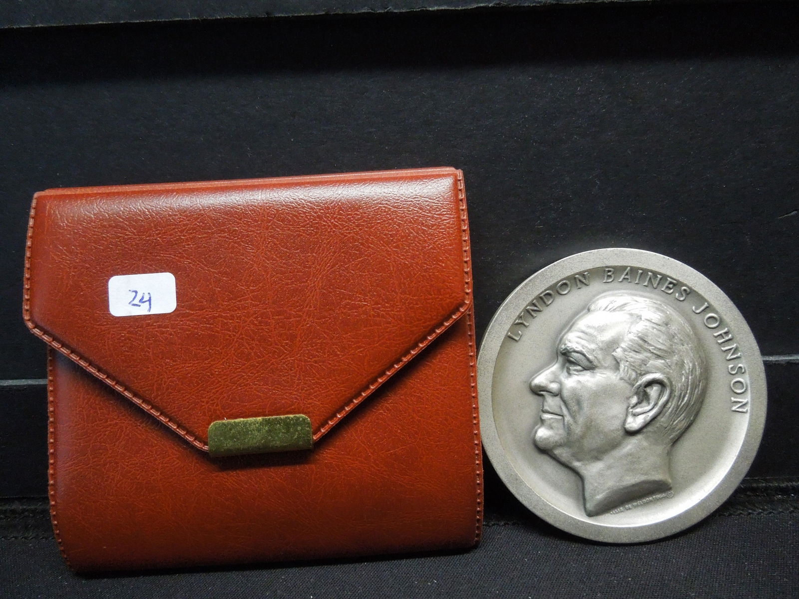 4.3Troy Ounce Lyndon B. Johnson .999 silver inaugural (1 of 4)
