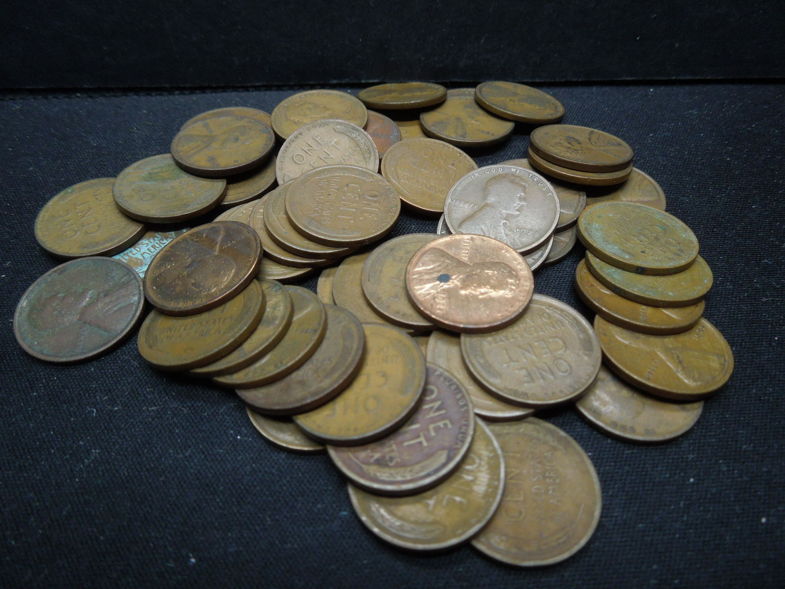 Roll of 50 1925 Lincoln Head Wheat Cents. (1 of 4)