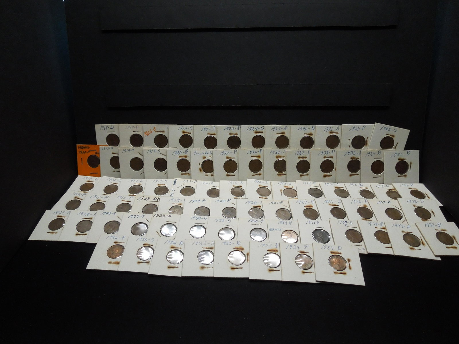 (76) Lincoln Wheat Cents 1909-40-S missing 14: 09-S,: (76) Lincoln Wheat Cents 1909-40-S missing 14: 09-S, SVDB, 10-S, 11 D and S, 12 D and S, 13-D, 14 D and S, 15-S, 22-D, 24-D and 31-S. Various Grades