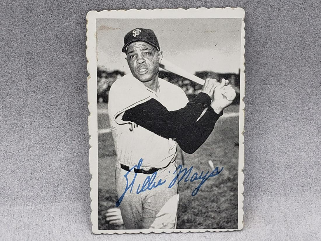1969 Topps Deckle Edge Willie Mays #33  HOF (1 of 2)