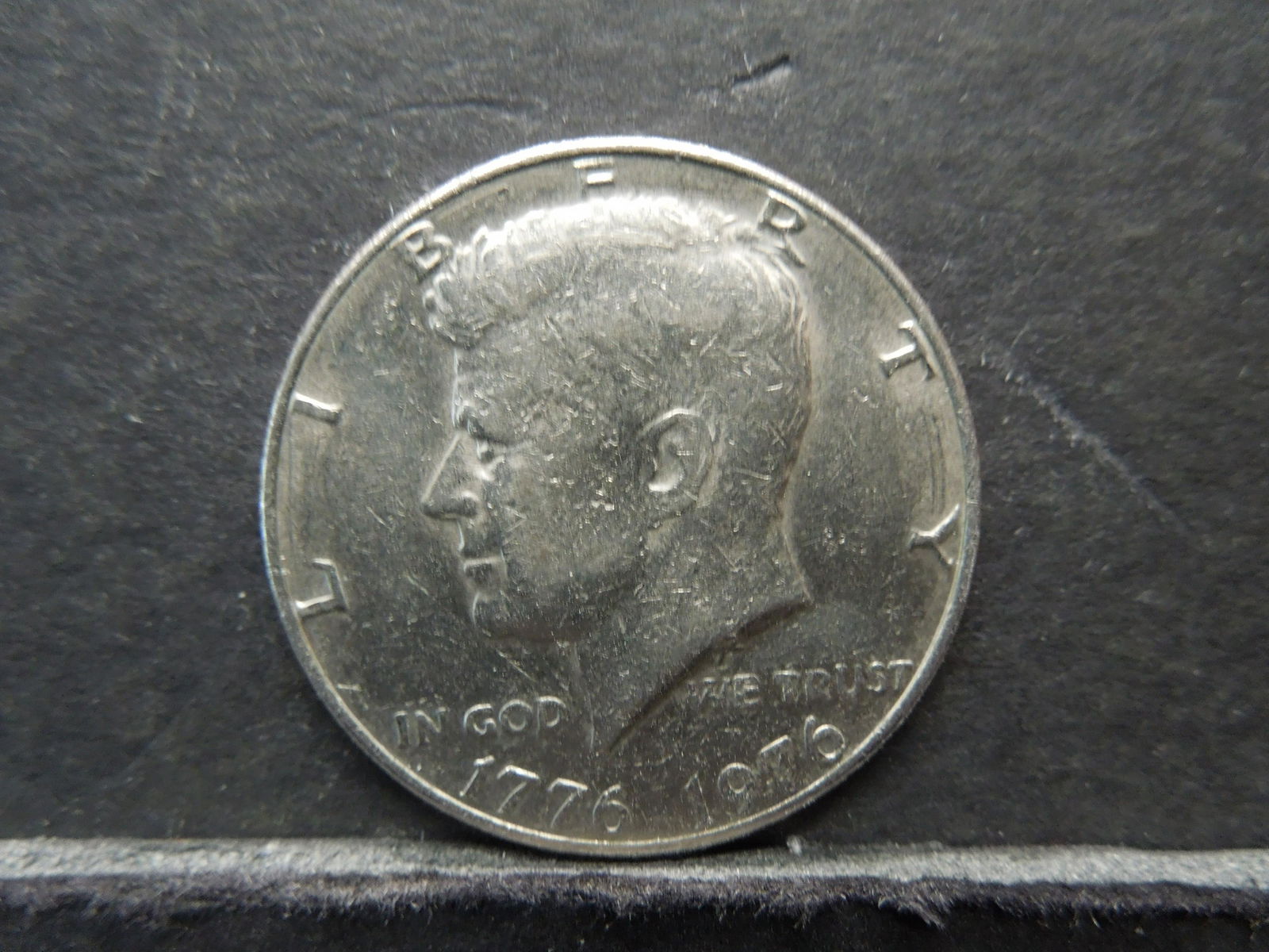 1976 Kennedy Half Dollar (1 of 2)