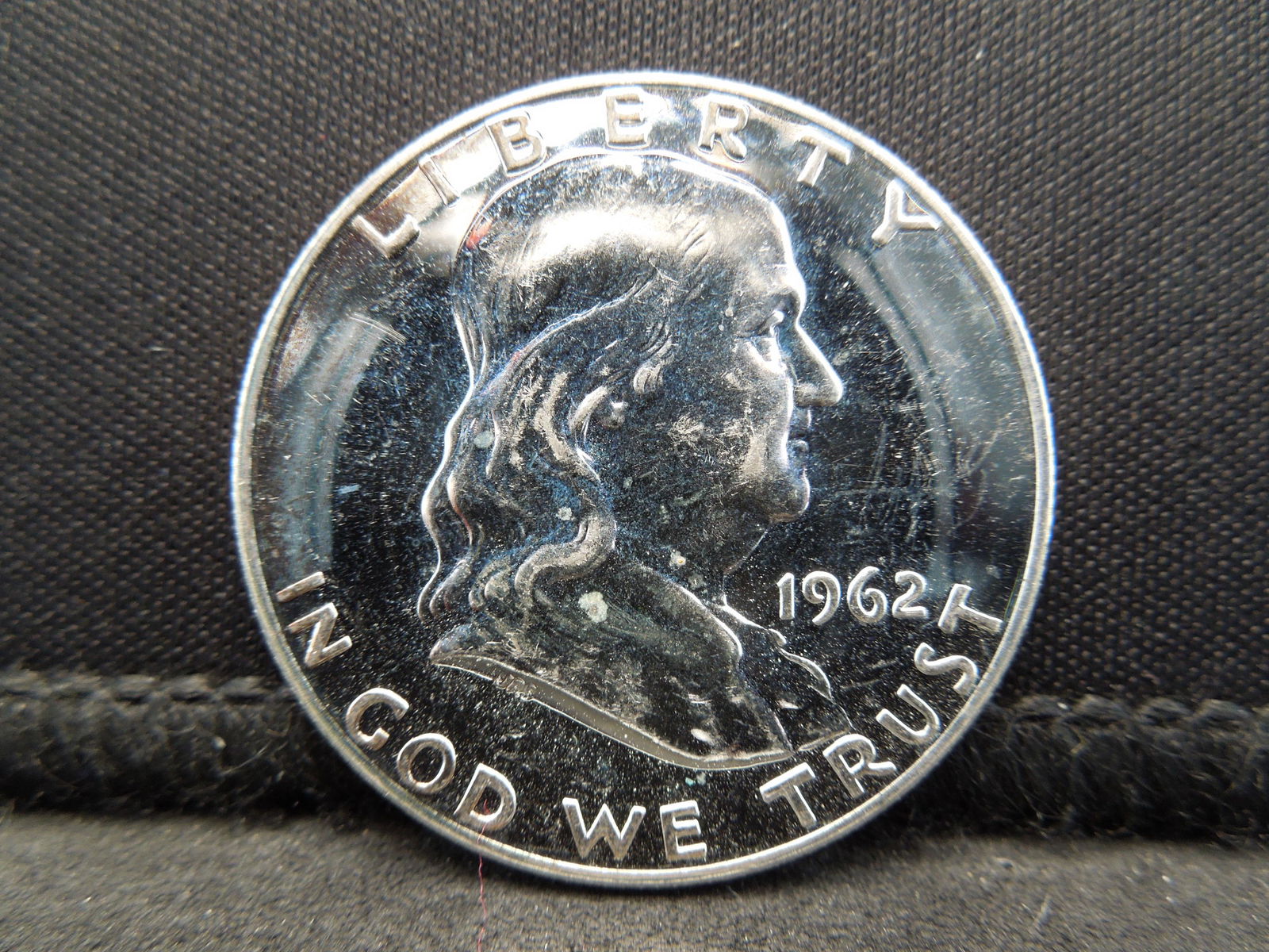1962 Proof Benjamin Franklin Half Dollar. (1 of 2)