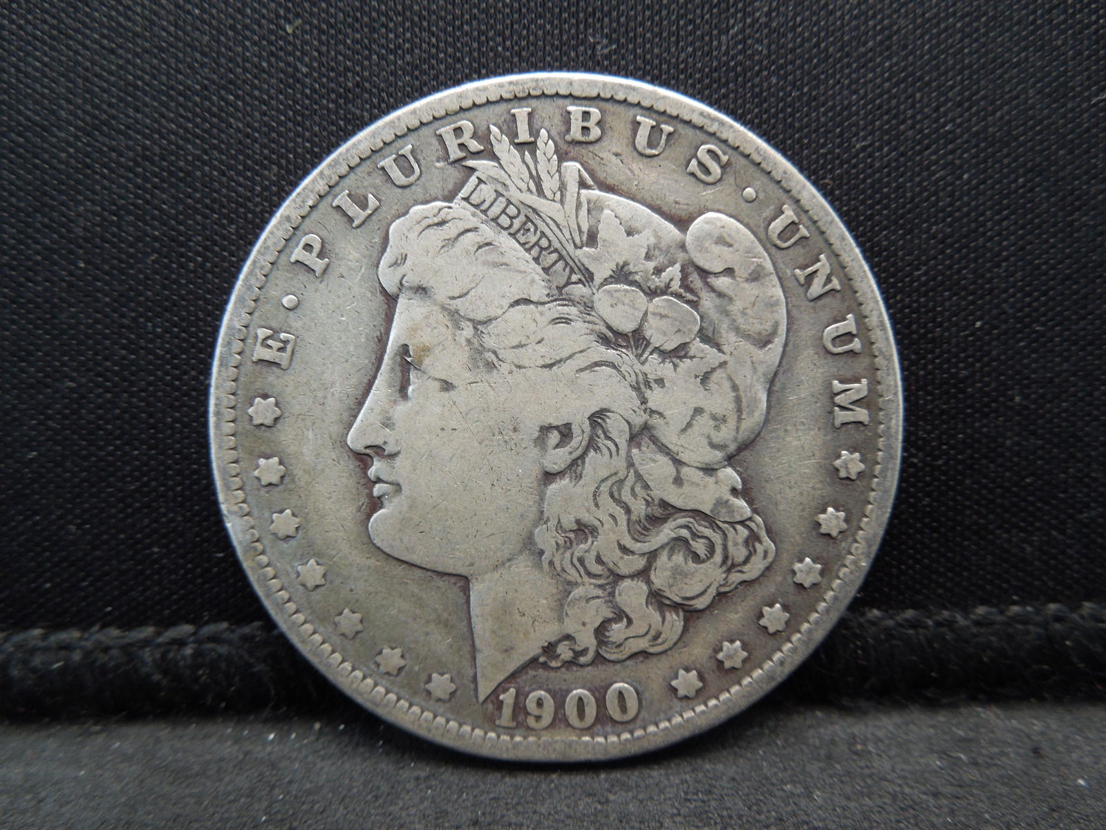 1900-S Semi-Key Date Morgan Silver Dollar. (1 of 2)