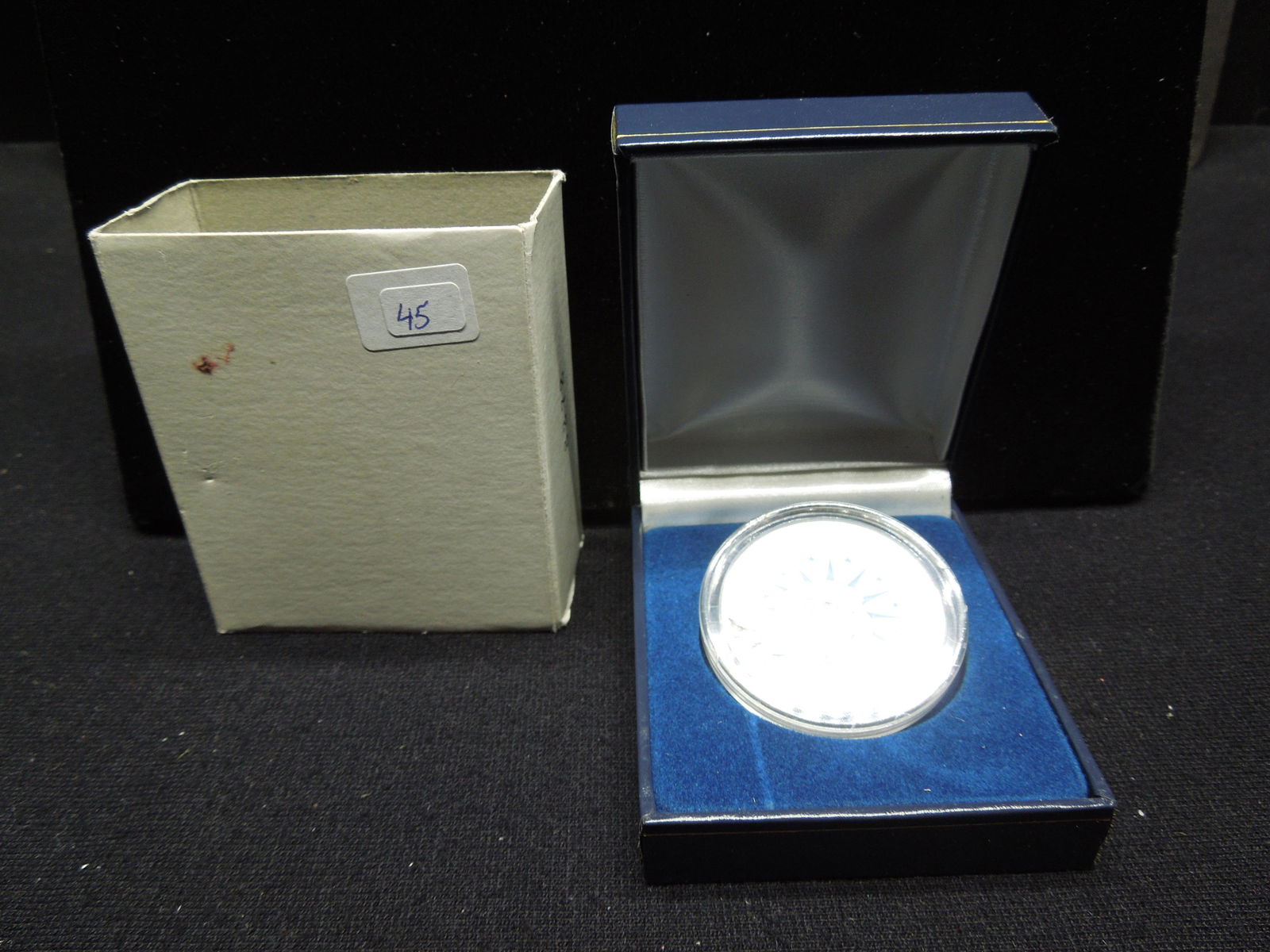 2000 $10 BALD EAGLE silver coin from Liberia. Very: 2000 $10 BALD EAGLE silver coin from Liberia. Very Attractive. GEM BU.