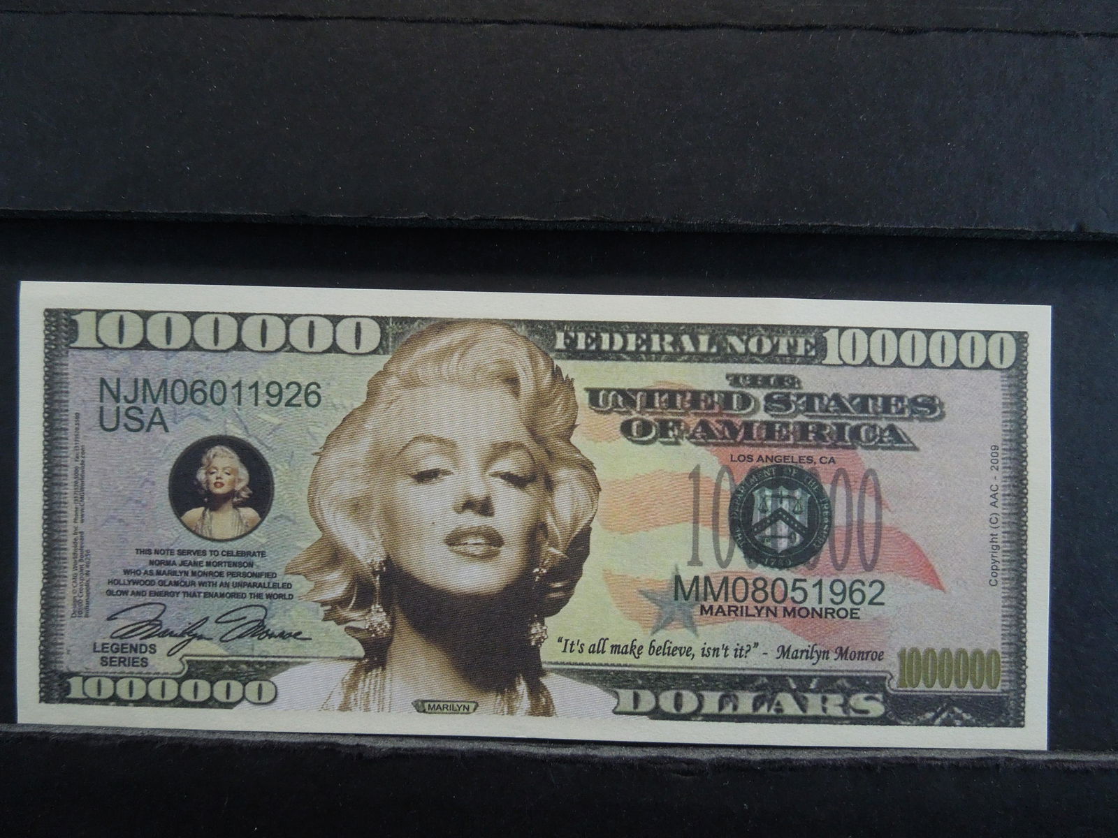 Marilyn Monroe One Million Dollar NOVELTY Note (1 of 2)
