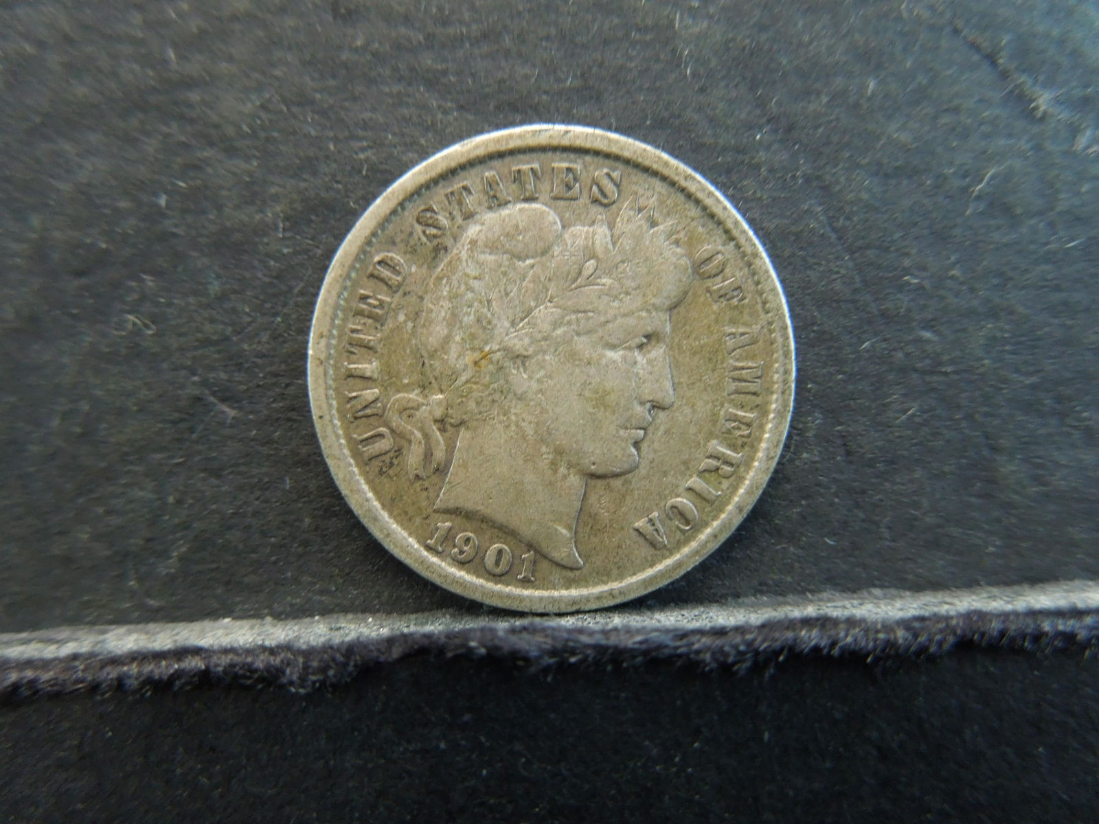 1901 Full Liberty Barber Dime (1 of 2)