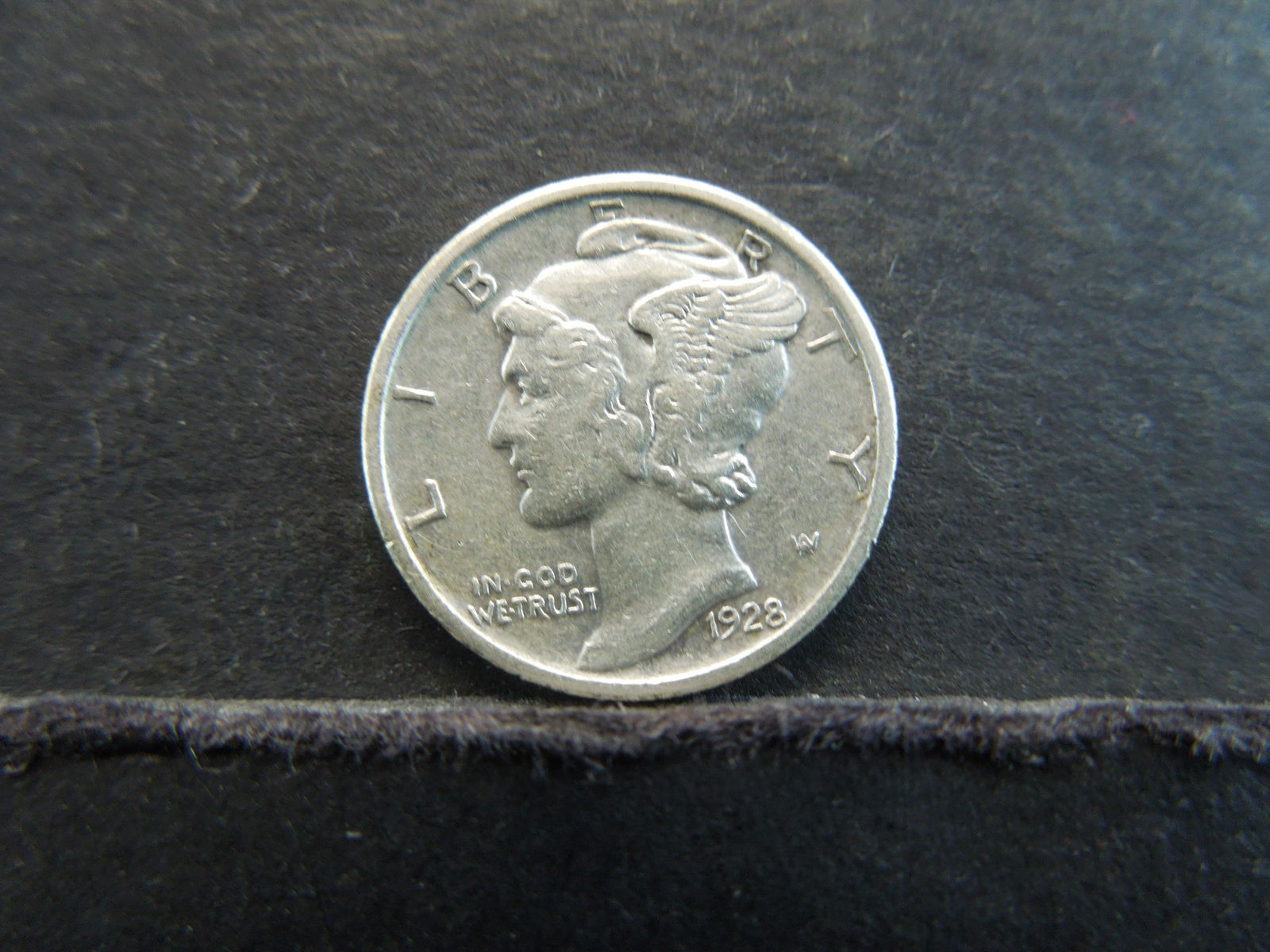 1928 High Grade Mercury Dime (1 of 2)