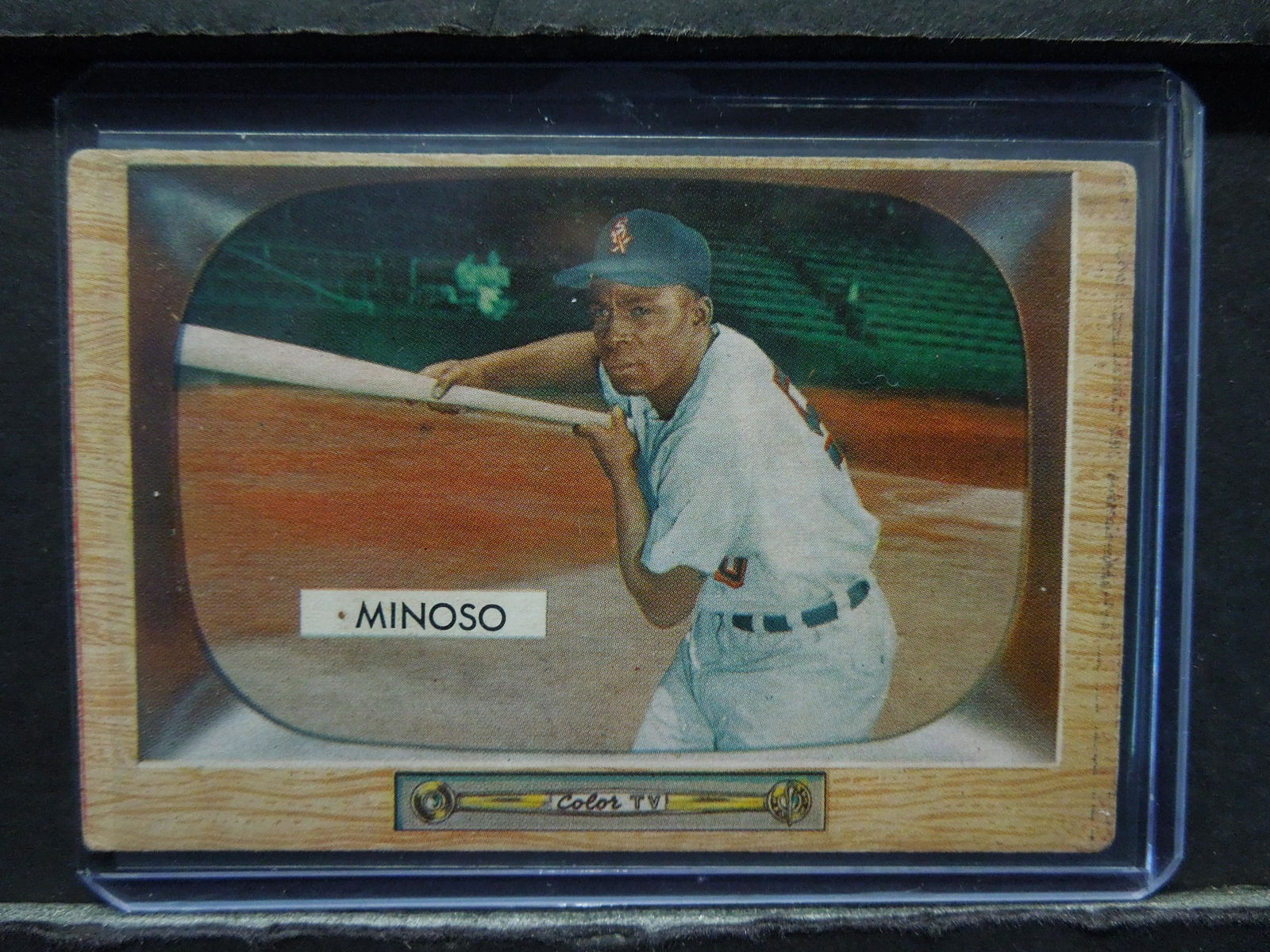 1955 Bowman #25 Minnie Minoso Baseball Card (1 of 2)
