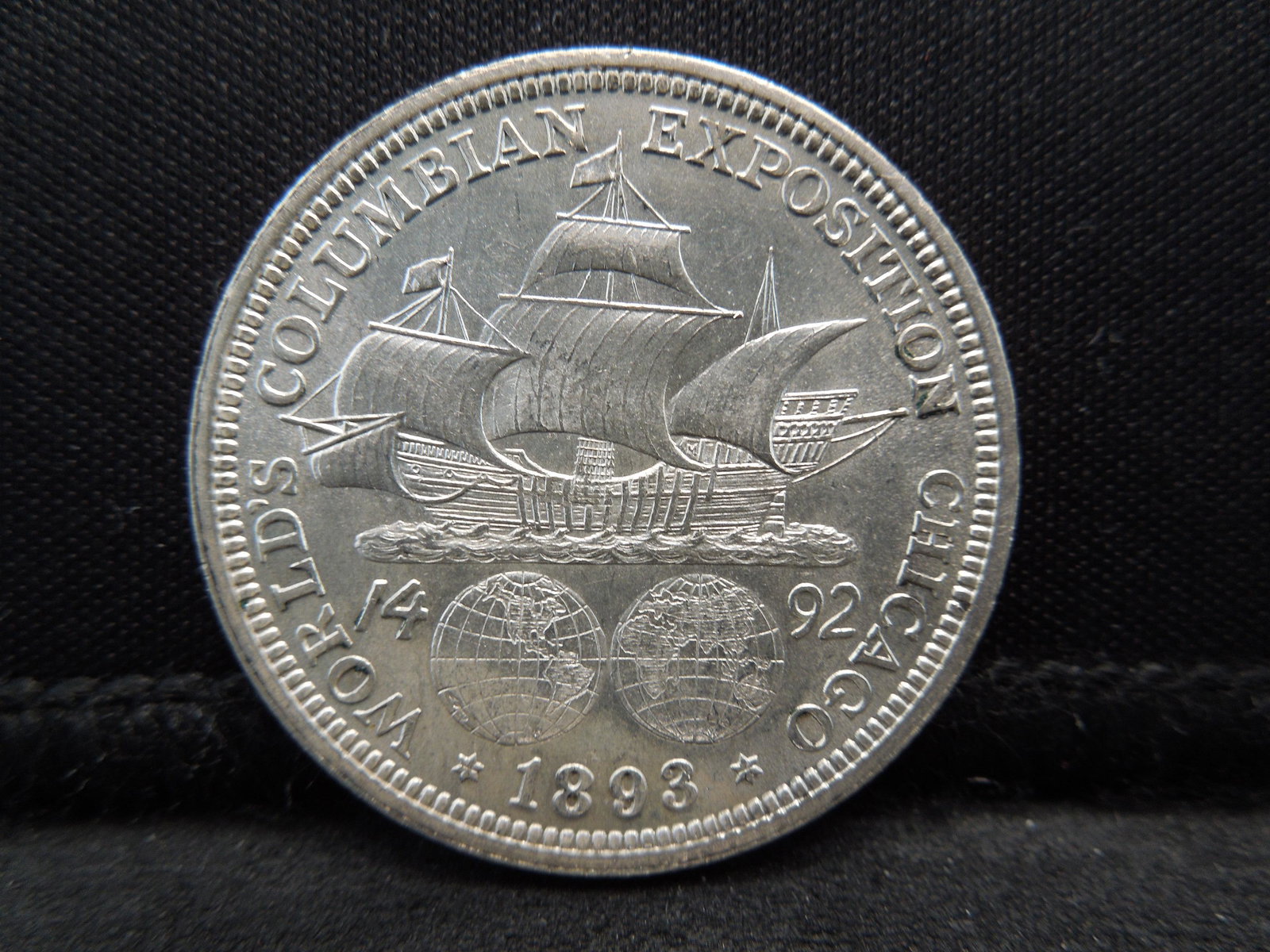 1893 Columbian Half Dollar Commem Flashy Nice (1 of 2)