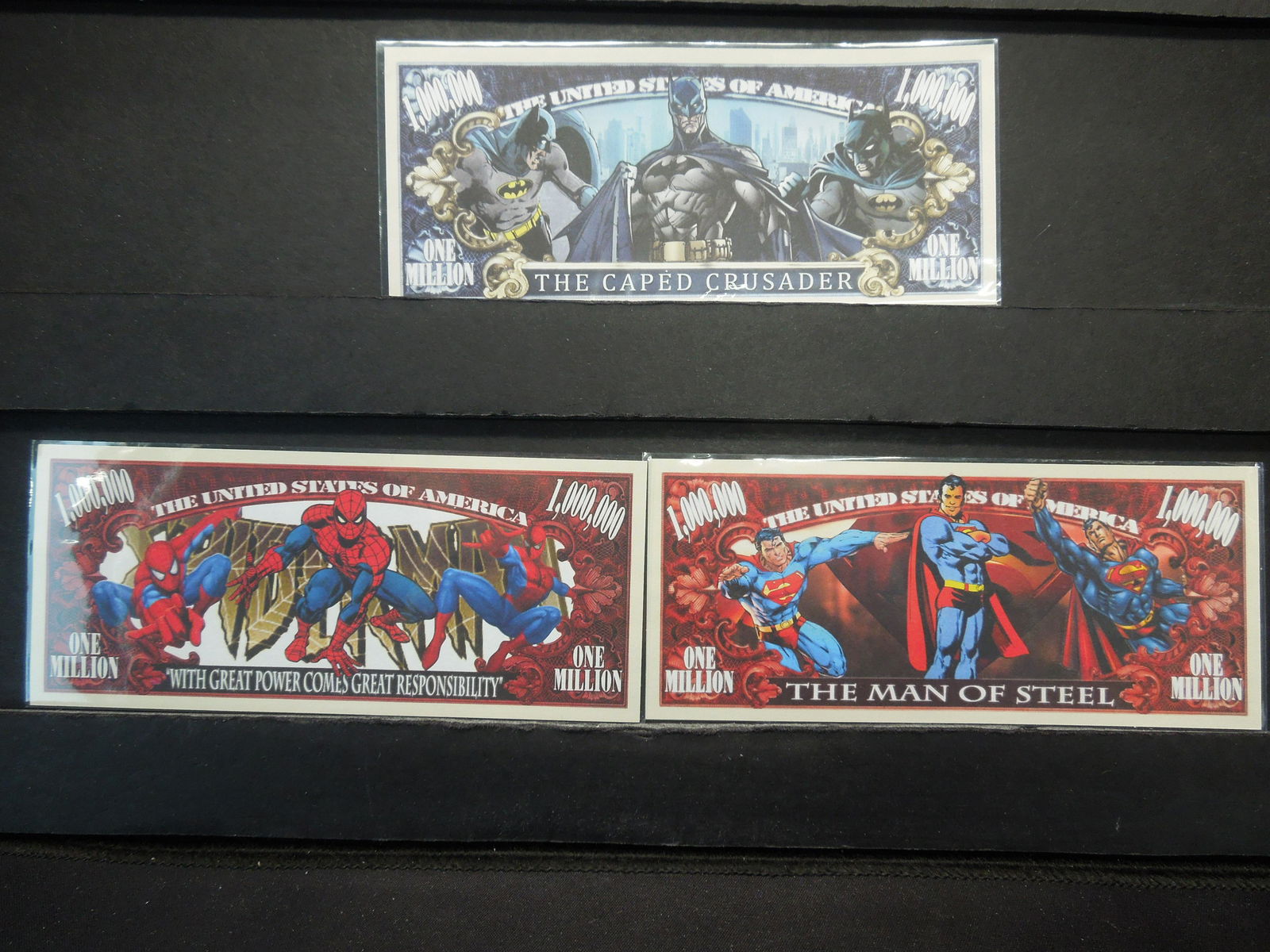(3) CRISP SUPER-HERO NOTES (SUPERMAN/BATMAN & (1 of 7)