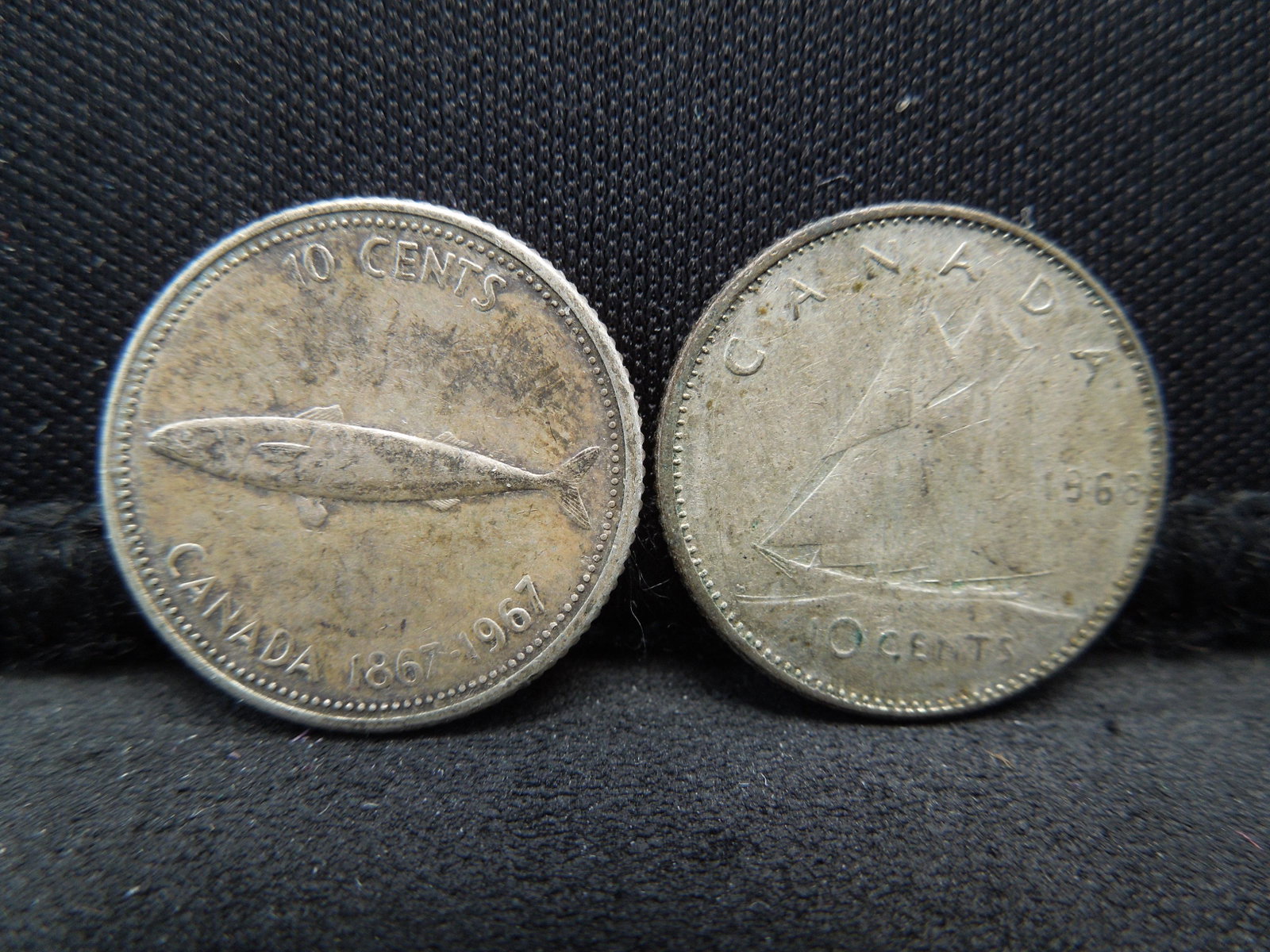 1967 & 1968 Canadian Dimes 50% Silver Coins.: 1967 & 1968 Canadian Dimes 50% Silver Coins.