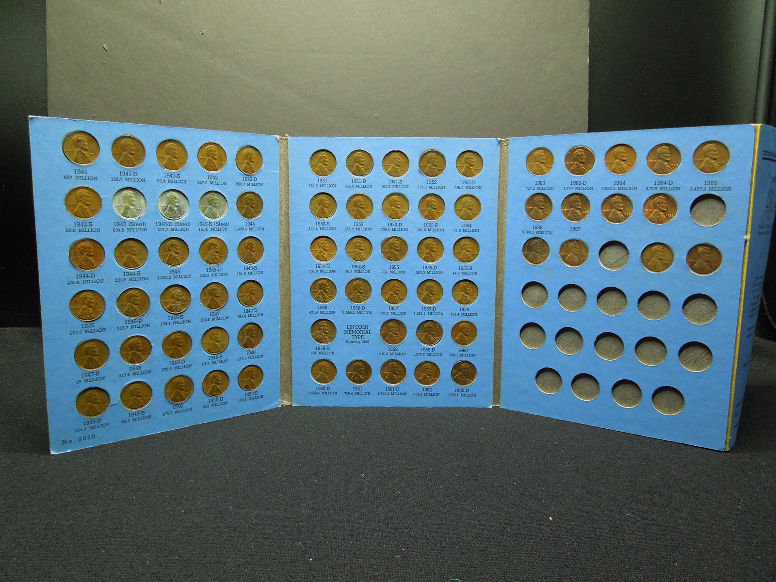 Complete set of wheat cents from 1941-1958-D in Whitman (1 of 7)