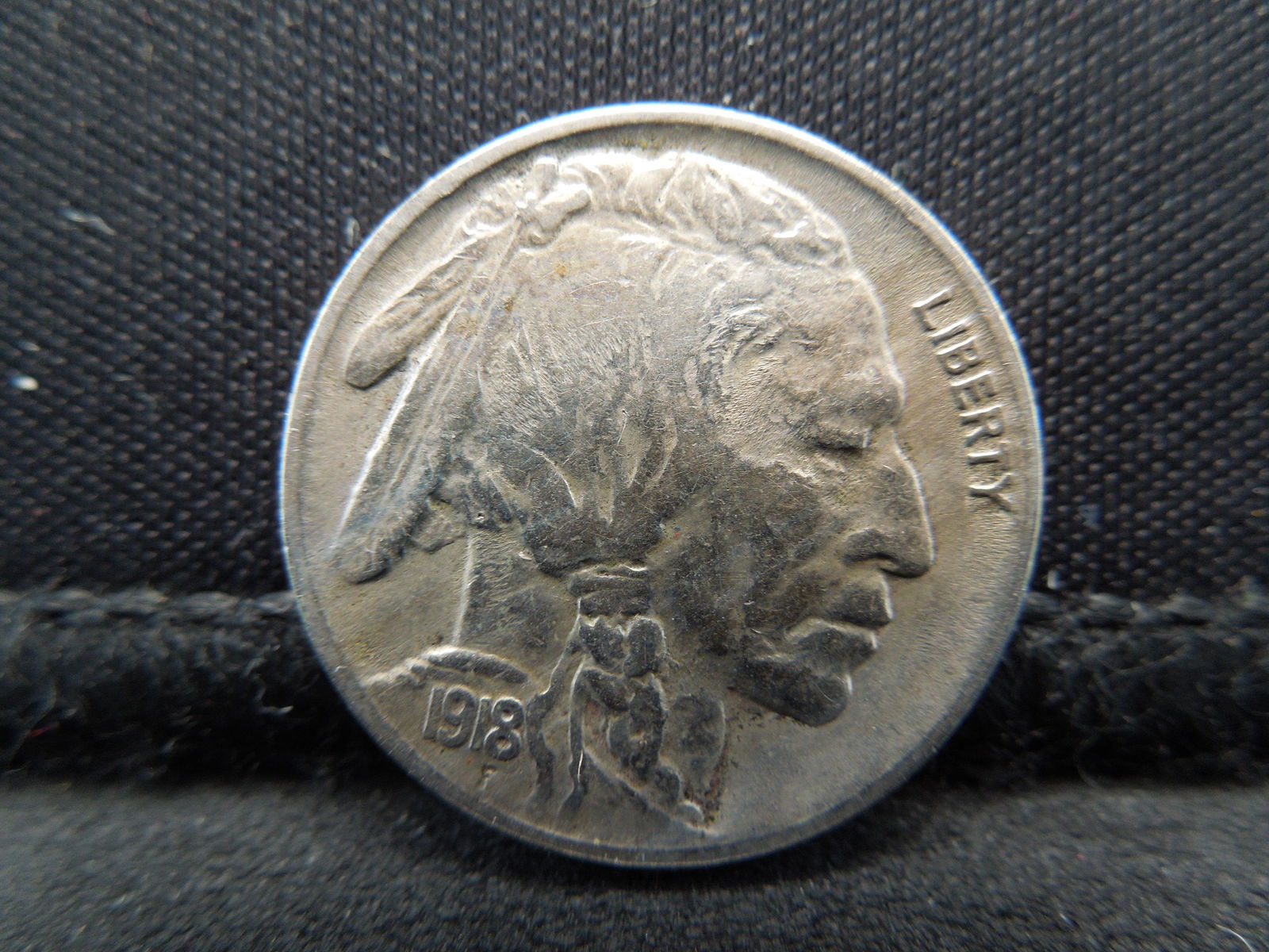 1918 High Grade Full Horn Buffalo Nickel. (1 of 2)