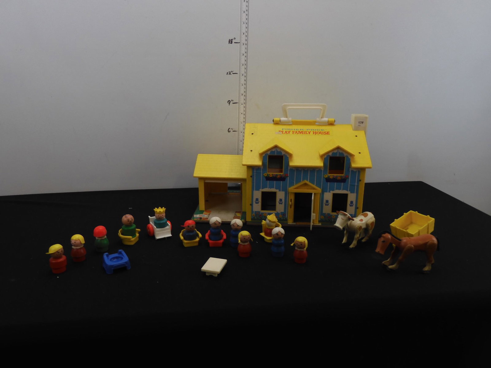 Fisher Price Play Family House & Accessories: Fisher Price Play Family House & Accessories