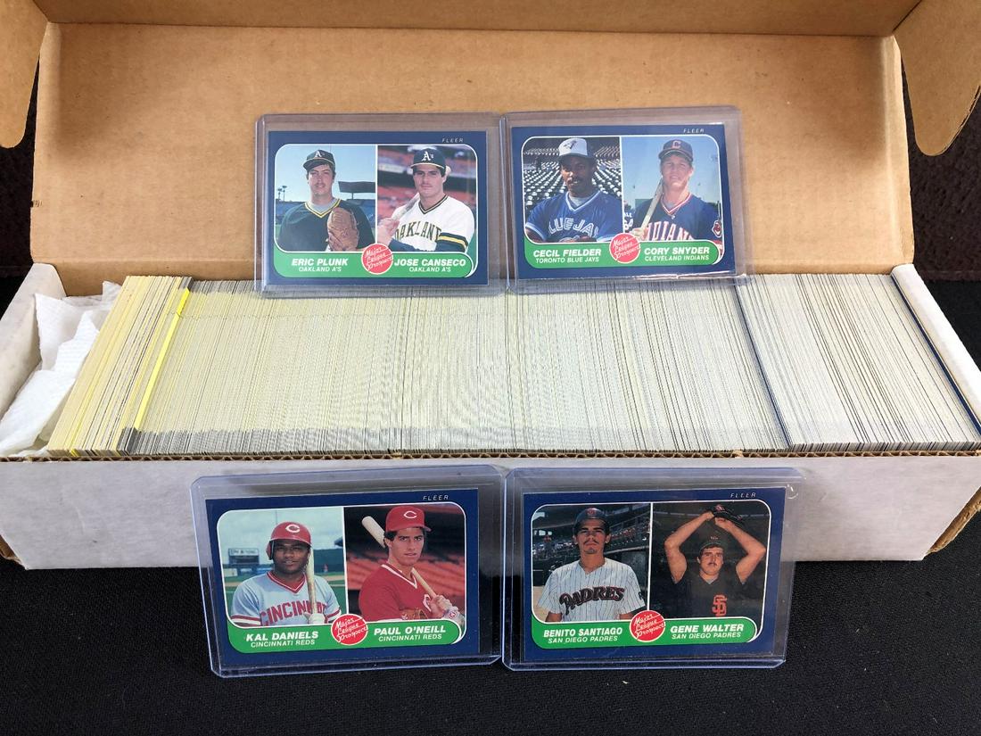 1986 Fleer Baseball Set - Jose Canseco RC (1 of 1)