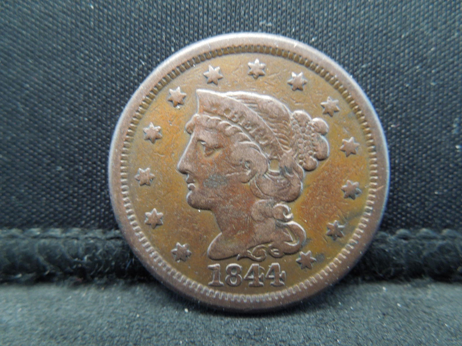 1844/81 Large Cent Great Details Key Date (1 of 2)