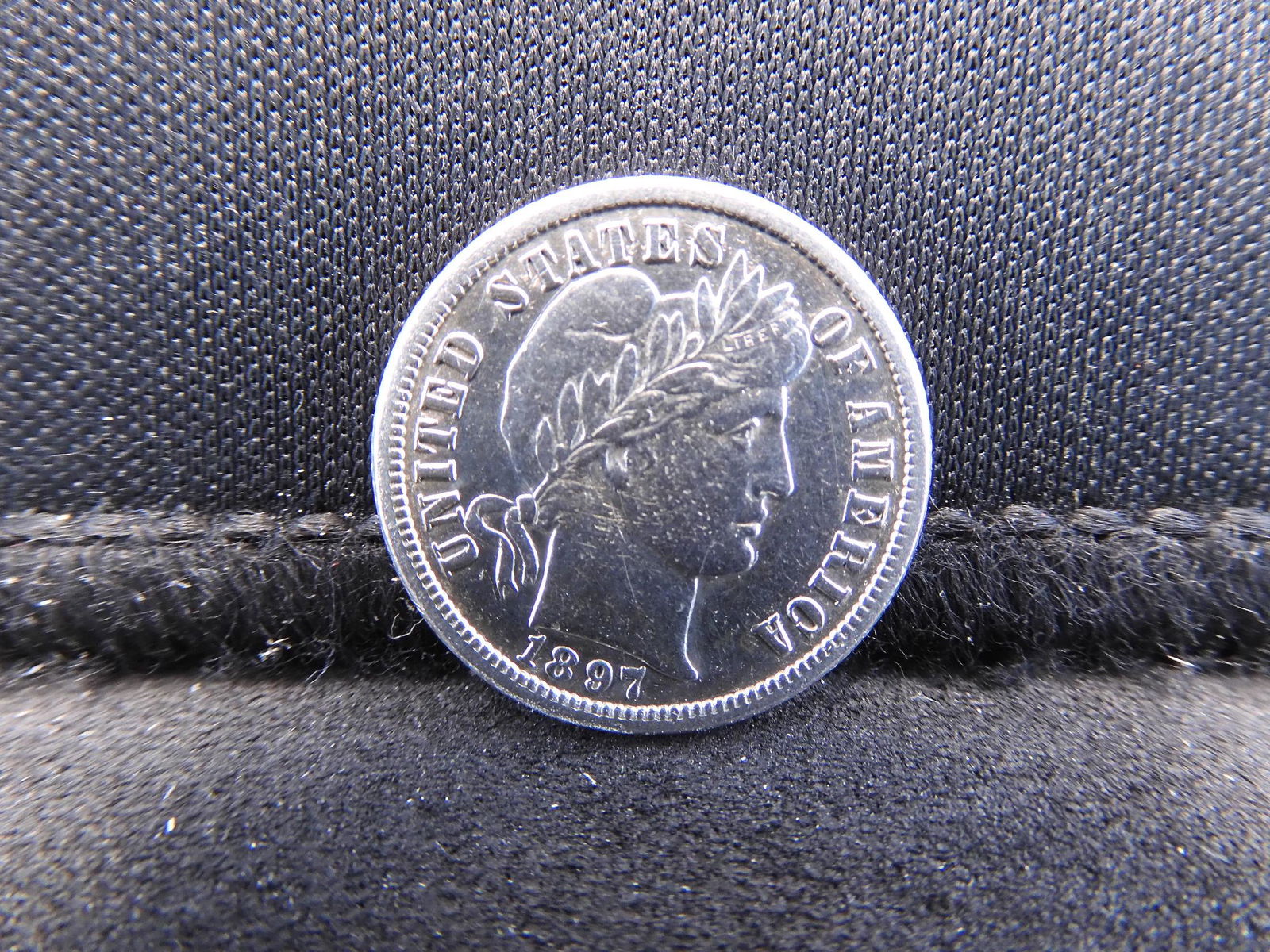 1897 O Barber Dime (1 of 2)