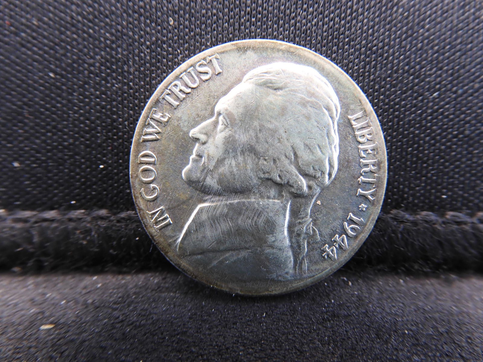 1944 Jefferson War Nickel (1 of 2)
