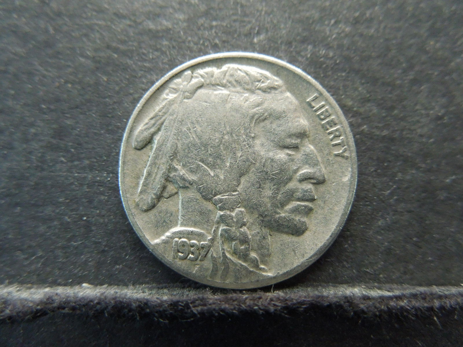 1937 Buffalo Nickel Better Grade (1 of 2)