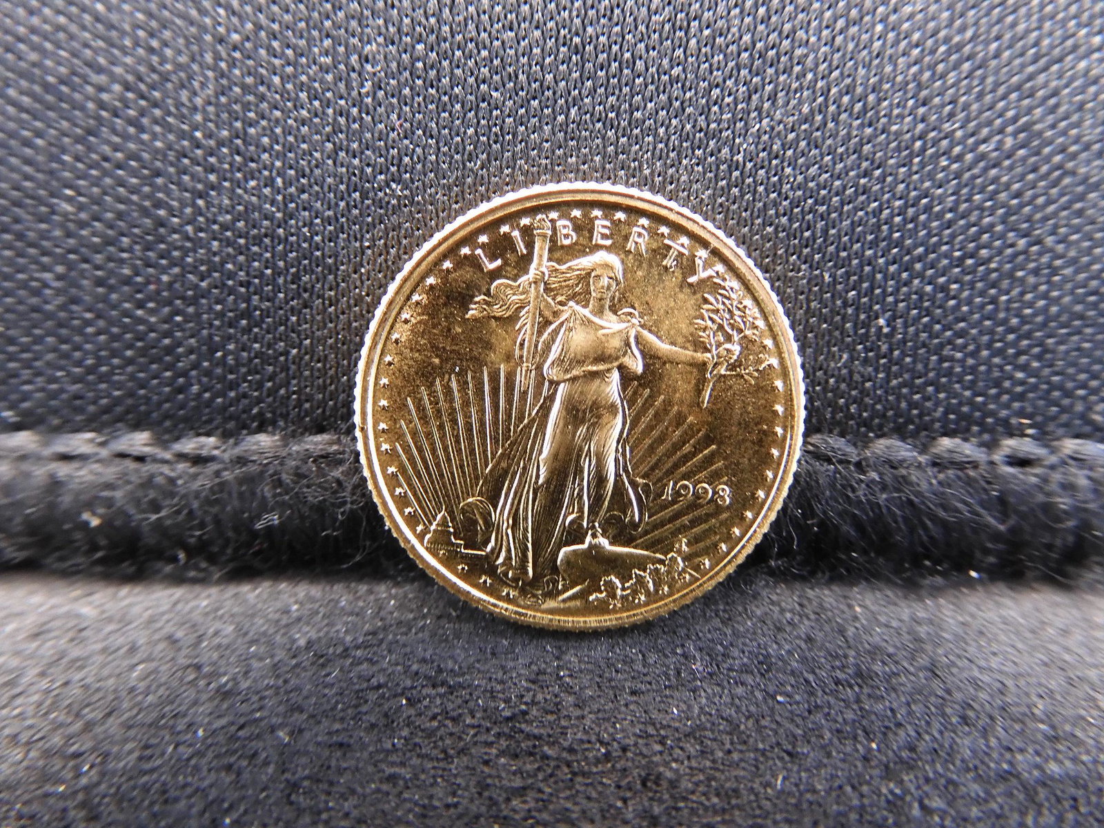 GOLD EAGLE (1/10 OZ-FINE GOLD) PROOF: GOLD EAGLE (1/10 OZ-FINE GOLD) PROOF