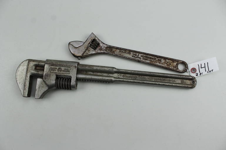 Diamond Tool & Caulk Horseshoe Wrenches