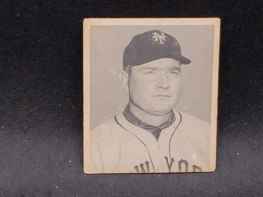 1948 Bowman Johnny Mize #4 HOF (1 of 2)