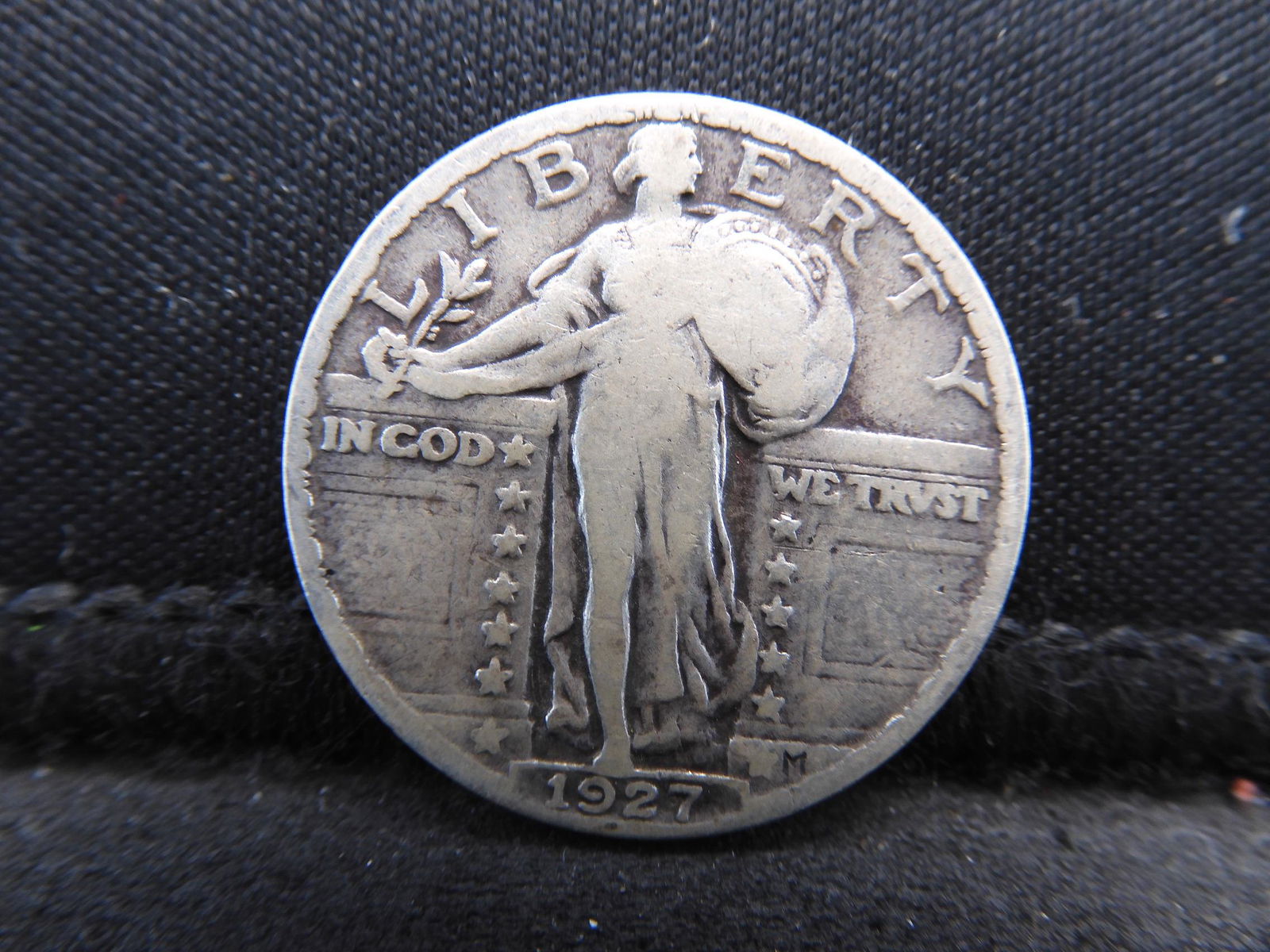 1927 Standing Liberty Silver Quarter (1 of 2)