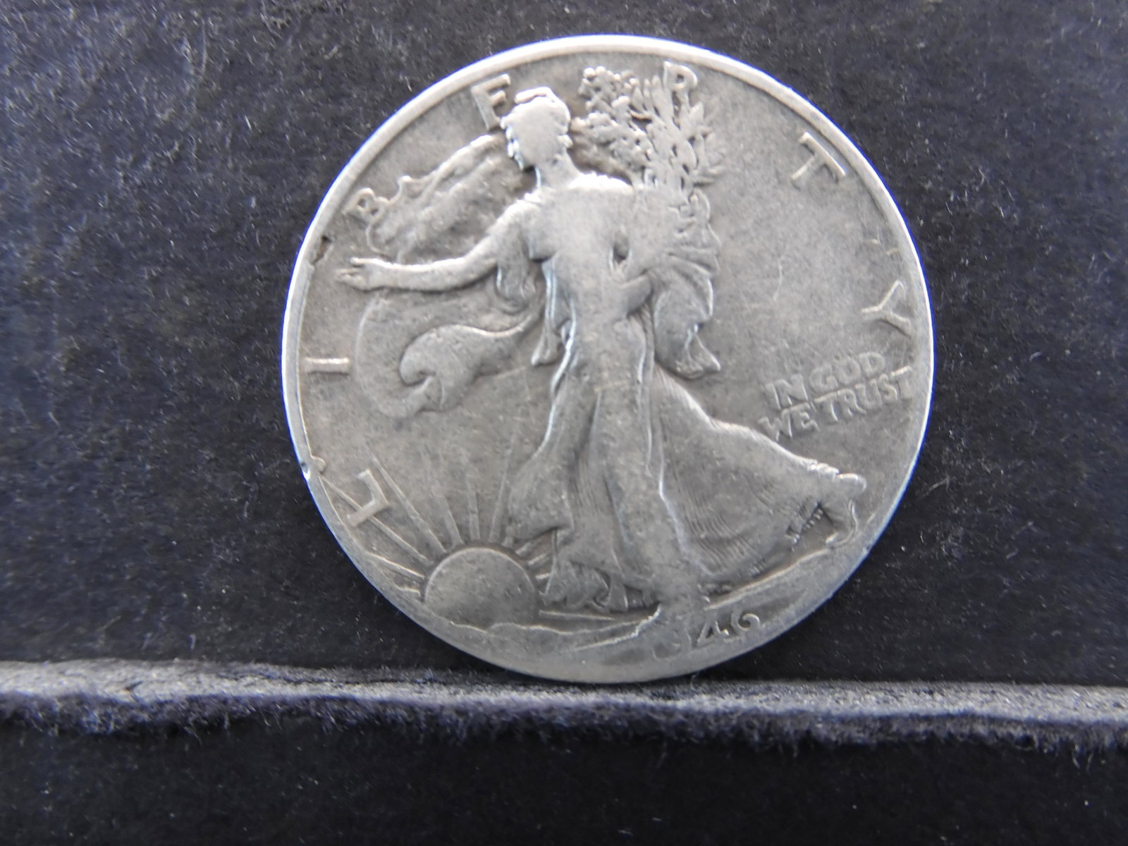 1946-D SILVER (90%) LIBERTY HALF, (ONLY 2.2 MILL EVER: 1946-D SILVER (90%) LIBERTY HALF, (ONLY 2.2 MILL EVER MINTED)