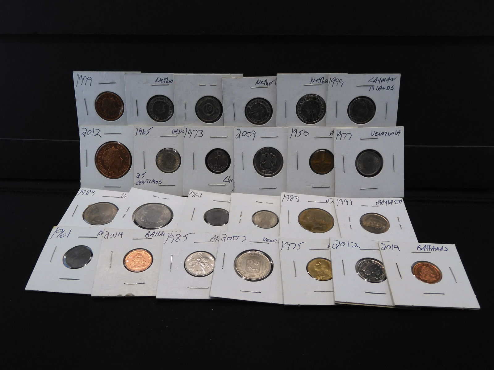 25 Carded World Coins (1 of 6)