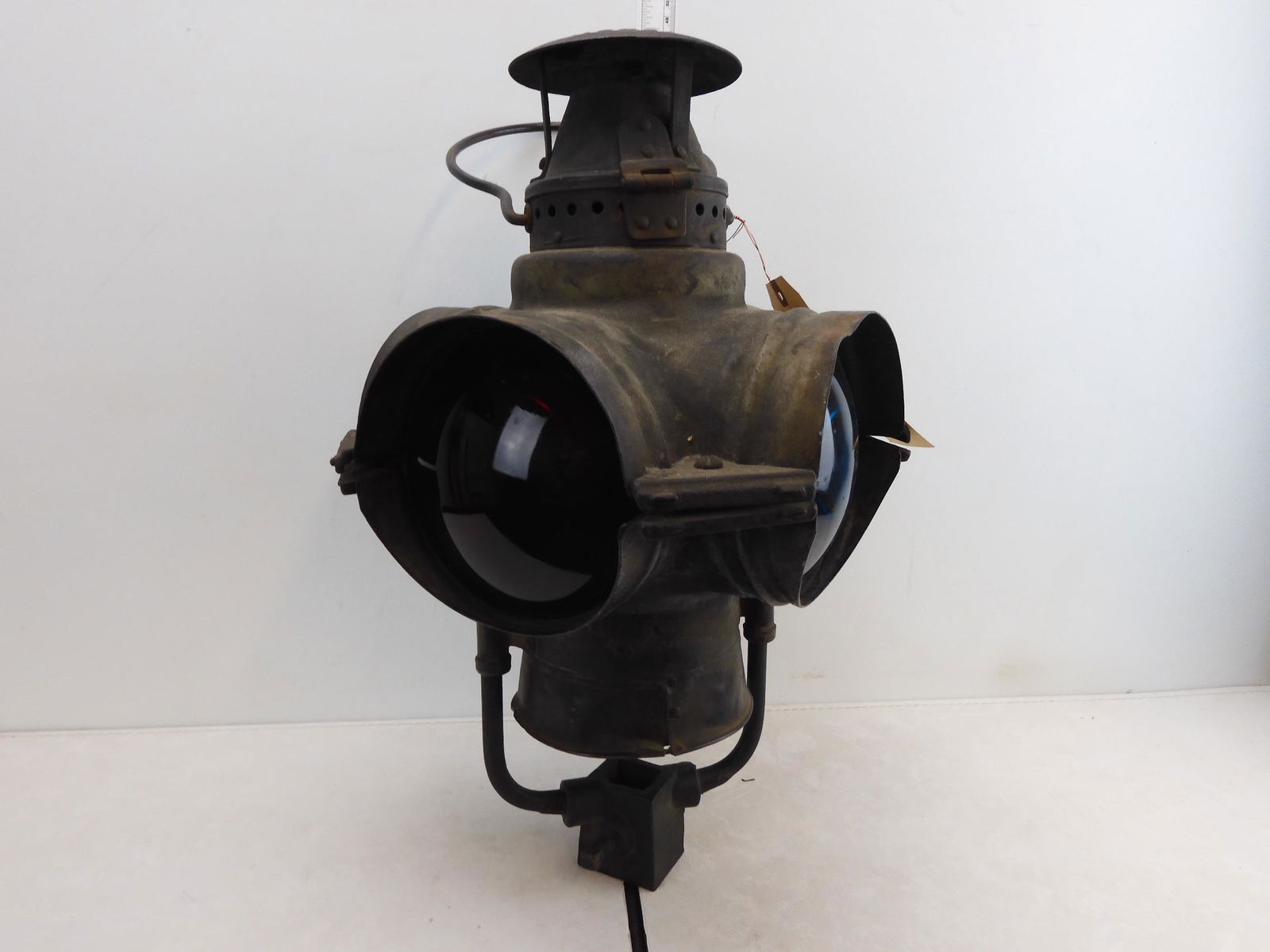 Adam's & Westlake model 63 switch lamp (1 of 9)