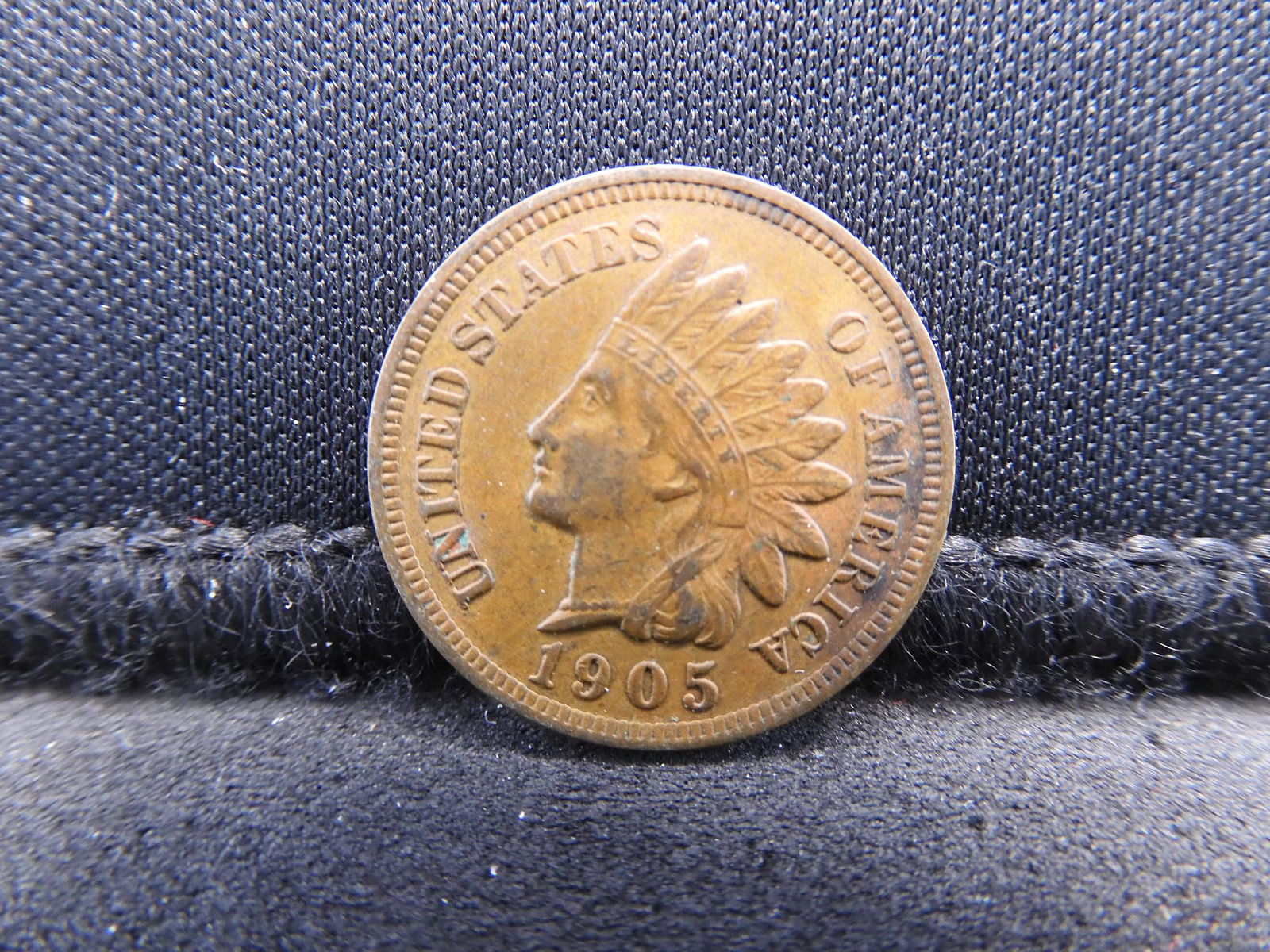 1905 High Grade Indian Head Cent, 4 Diamonds.  Full (1 of 2)