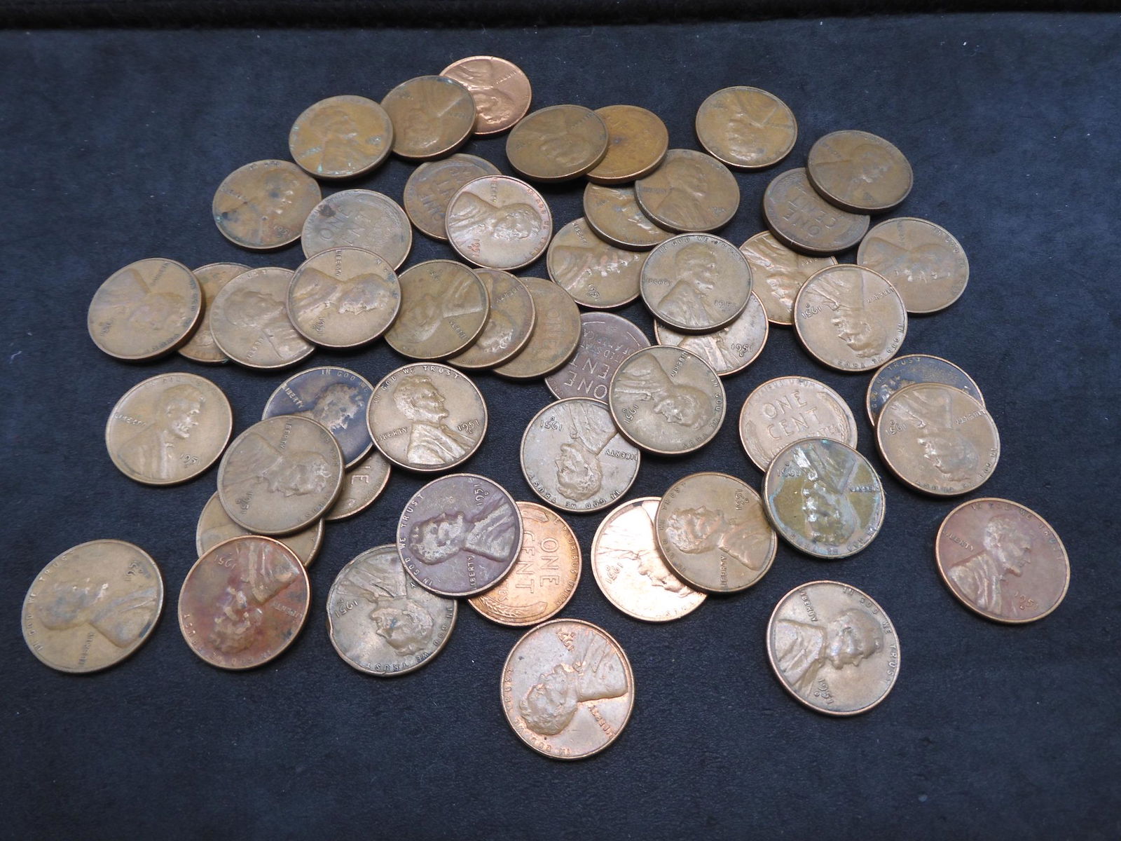 50 -1951-D Lincoln Wheat Cents. (1 of 3)