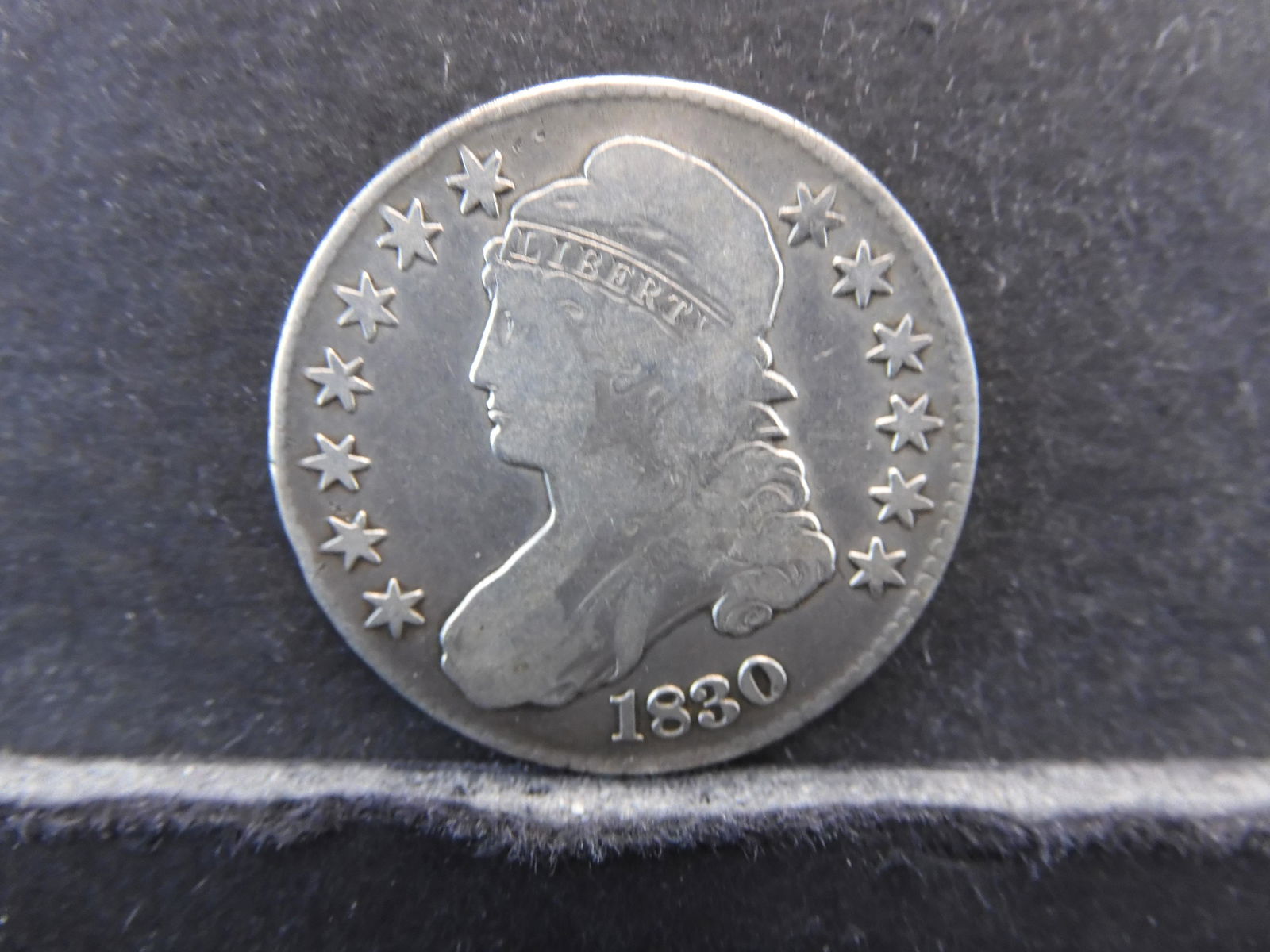 1830 Capped Bust Half Dollar Nice (1 of 2)