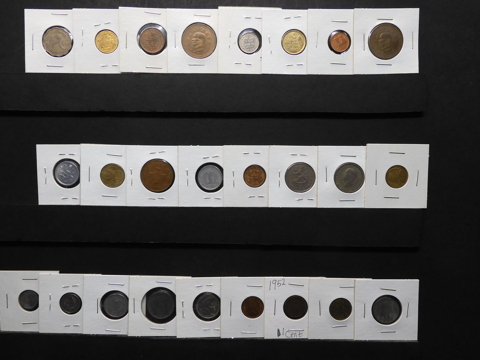 25 World Coins Carded (1 of 10)