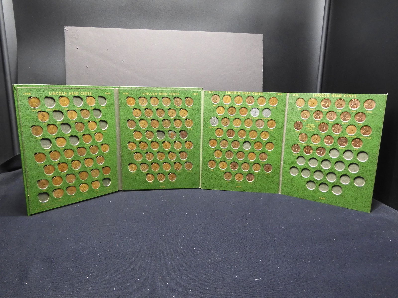 (140) Lincoln Cents from 1909 â€“ 1963-D in Whitman (1 of 10)