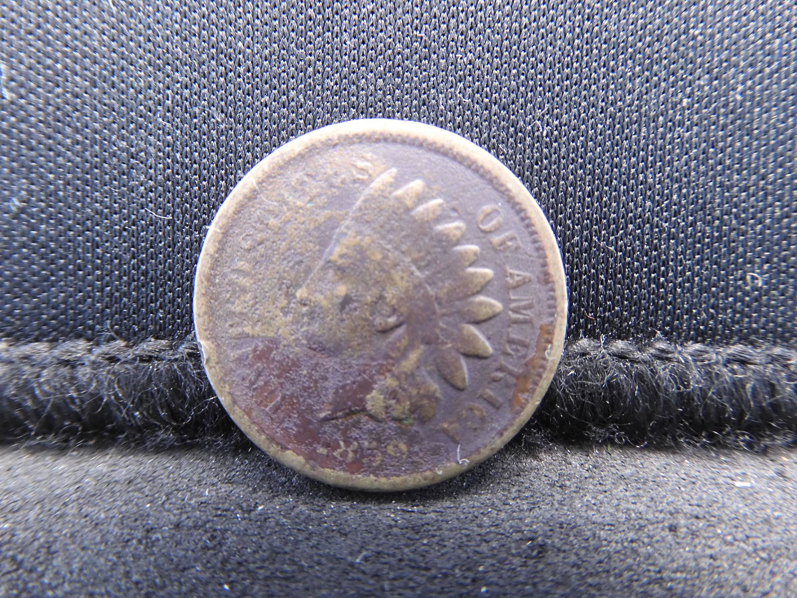 1859 CN Indian Head Cent. (1 of 2)
