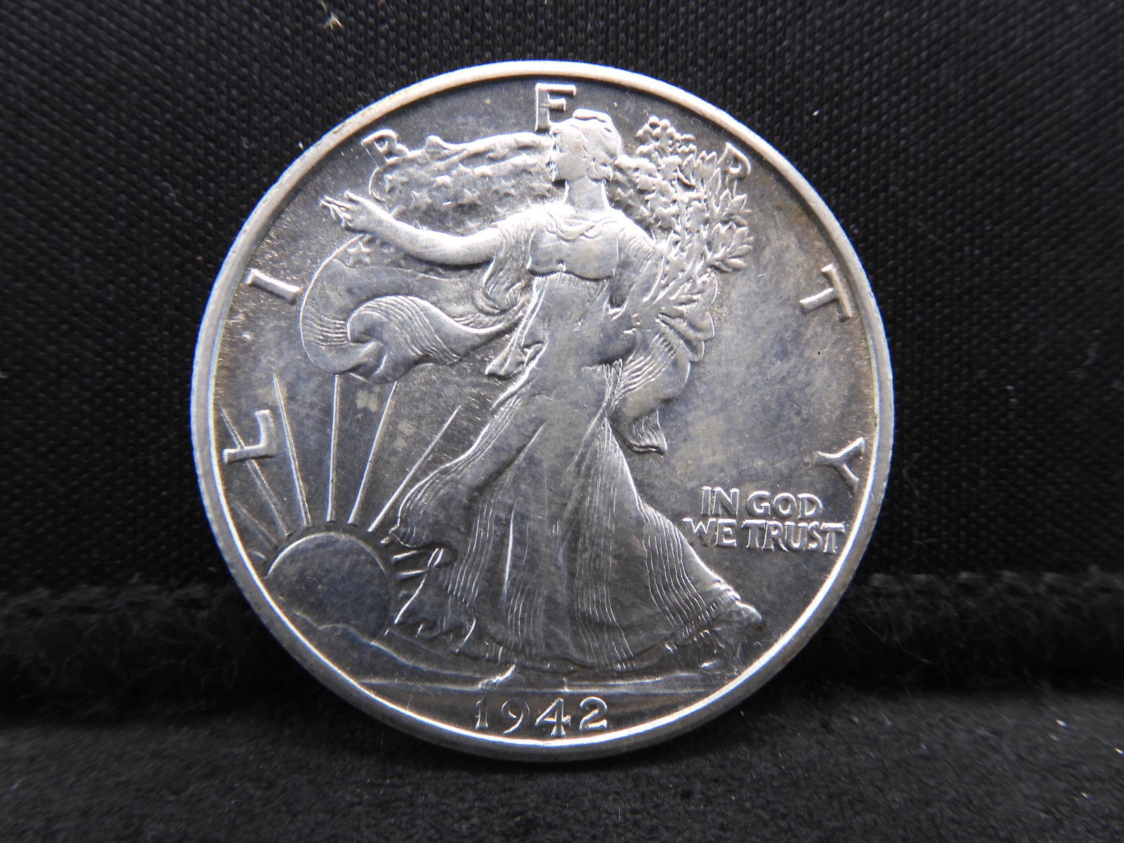 1942-S Uncirculated Walking Liberty Half Dollar. (1 of 2)